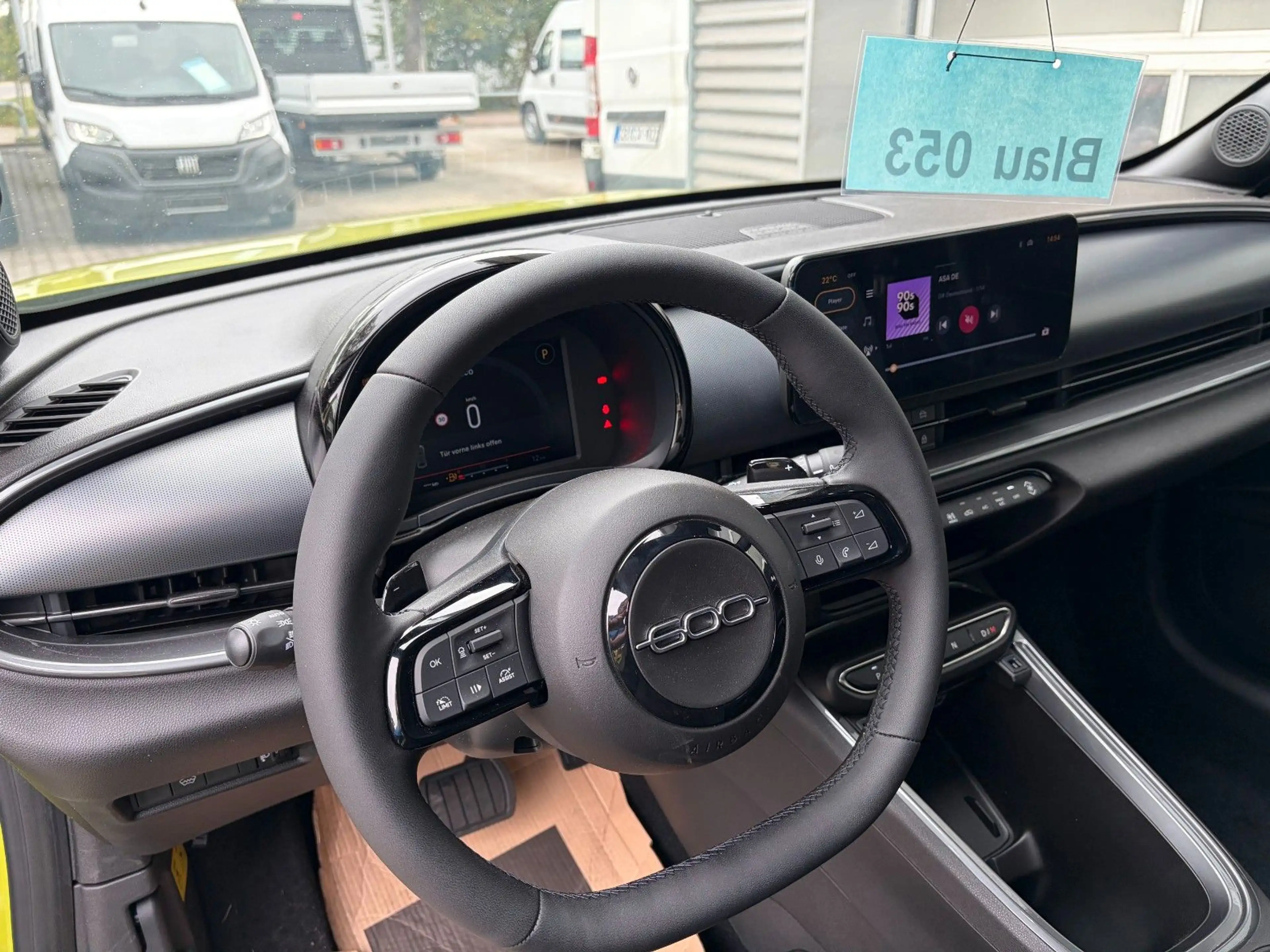Fiat 600 Hybrid 1.2 Sport — photo 10