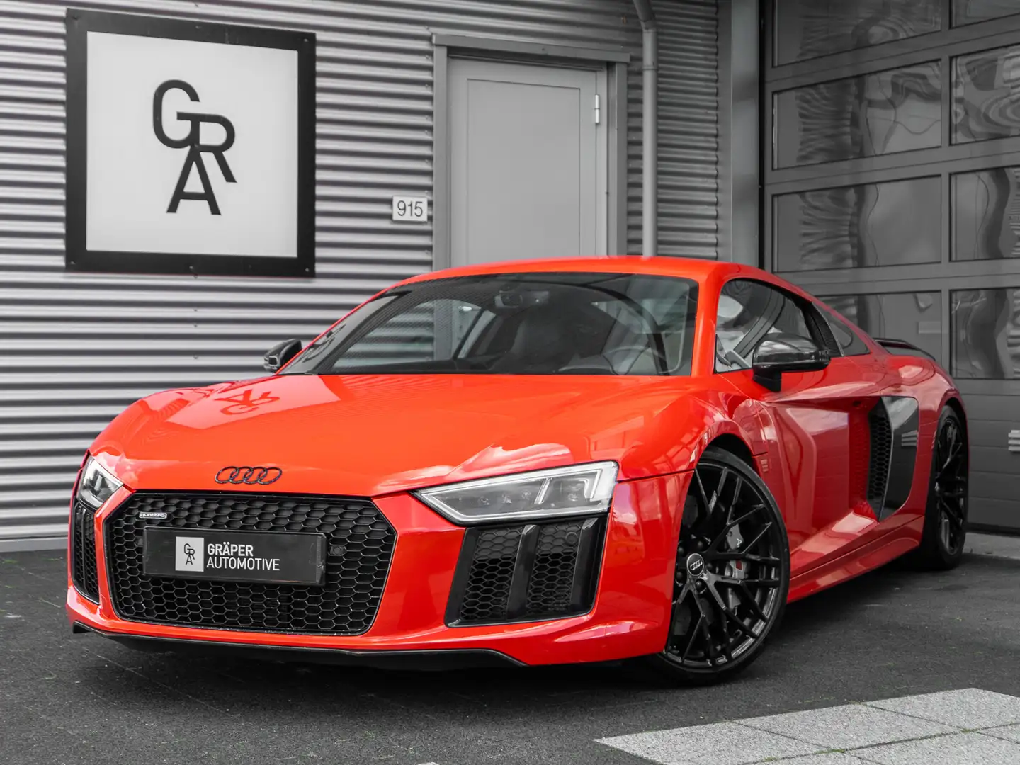 Audi R8 V10 Plus 5.2 FSI quattro | Quicksilver | Öhlins on Piros - 1