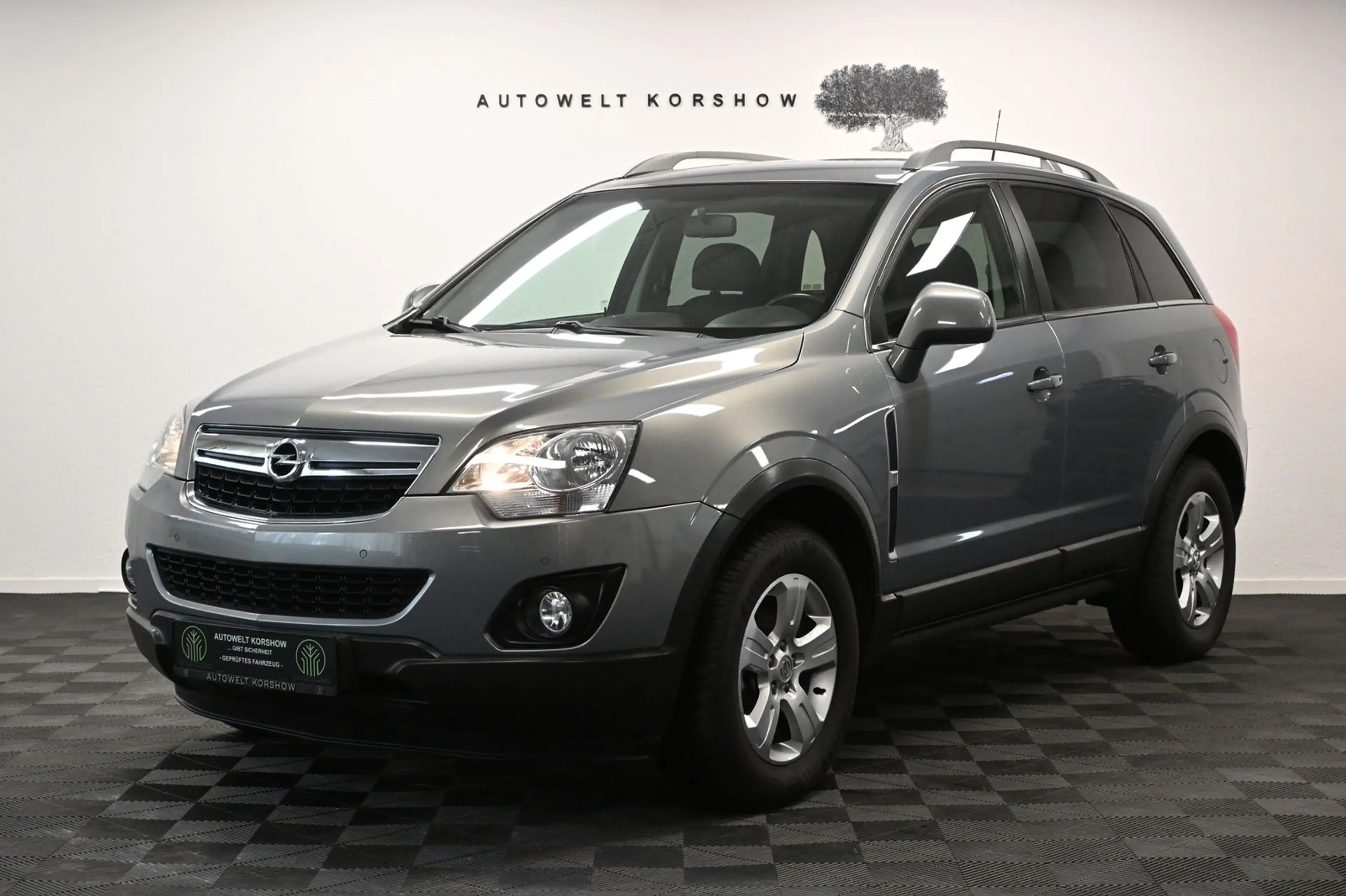 Opel Antara Design Edition 4x2 *AHK*EL.SITZ*PDC *SHZ — photo 3