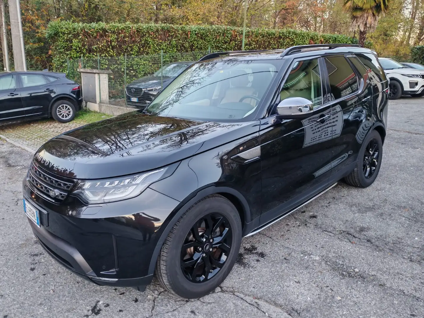 Land Rover Discovery Discovery 5 2017 2.0 sd4 HSE Luxury 240cv 5p. Noir - 1