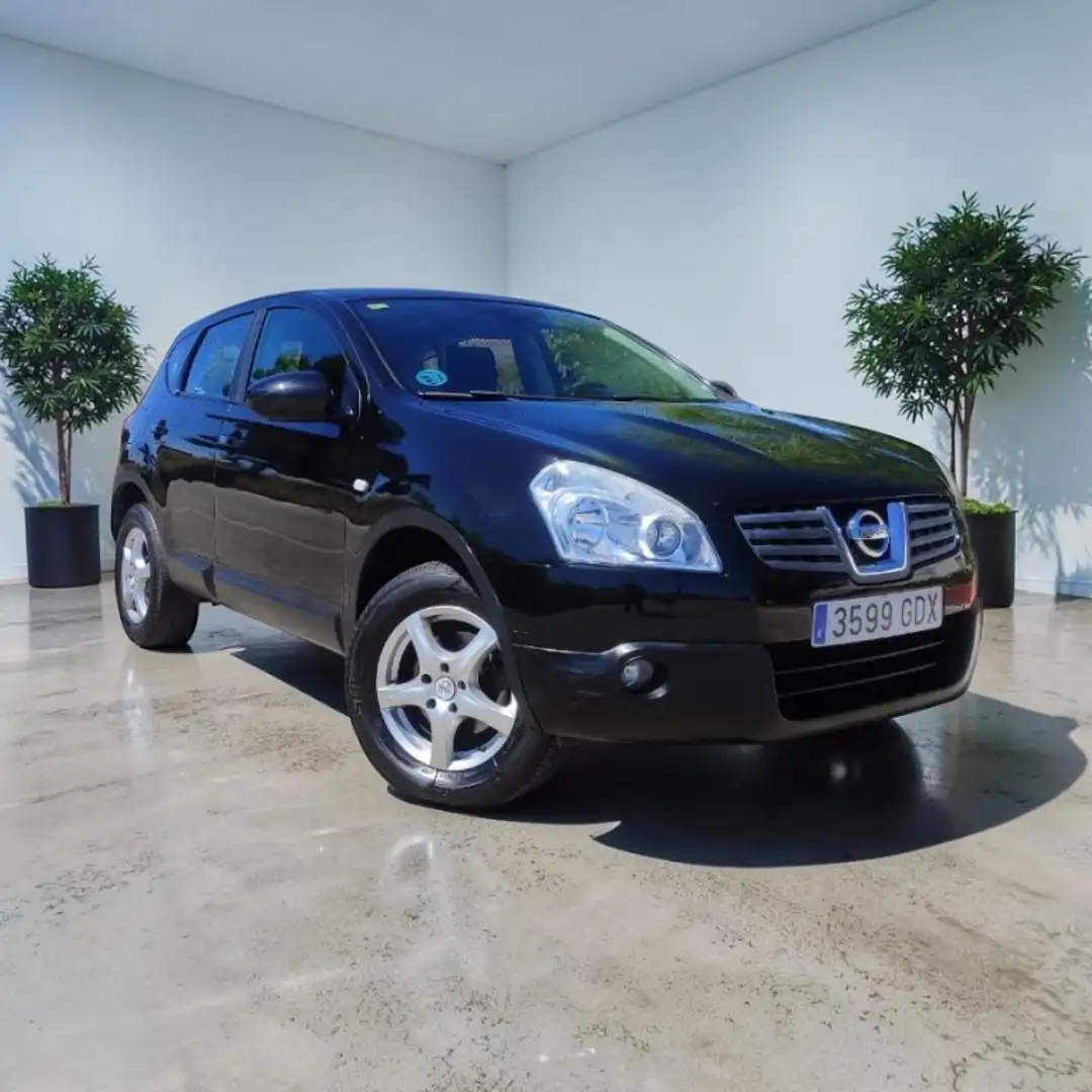 Nissan Qashqai Q+2 2.0 Acenta 4x4 CVT Negro - 1