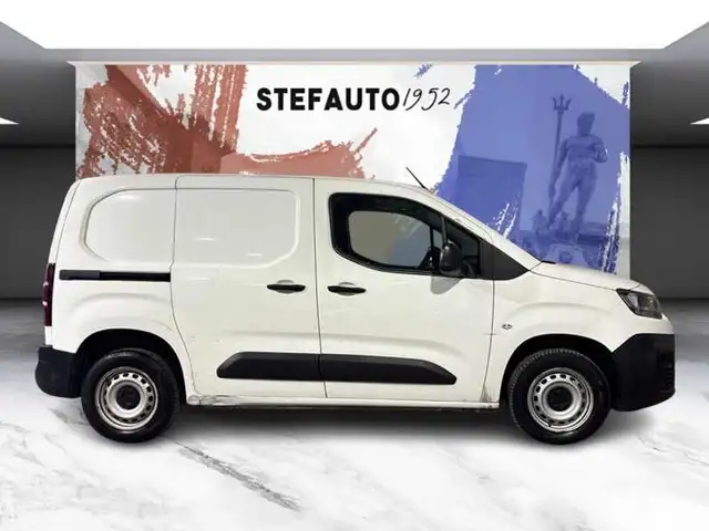 Citroen Berlingo view 3