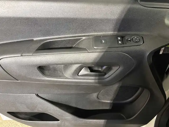 Citroen Berlingo view 9