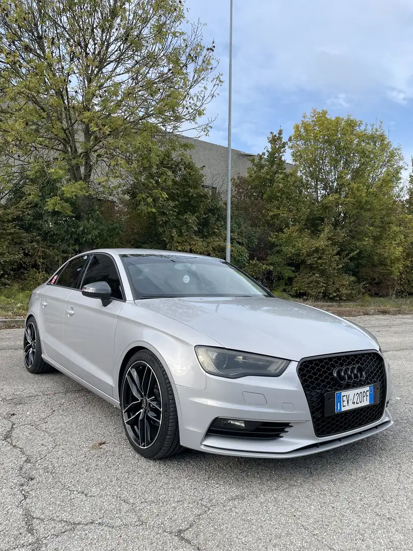 Audi A3 5p 1.6 tdi Ambition 105cv - 1