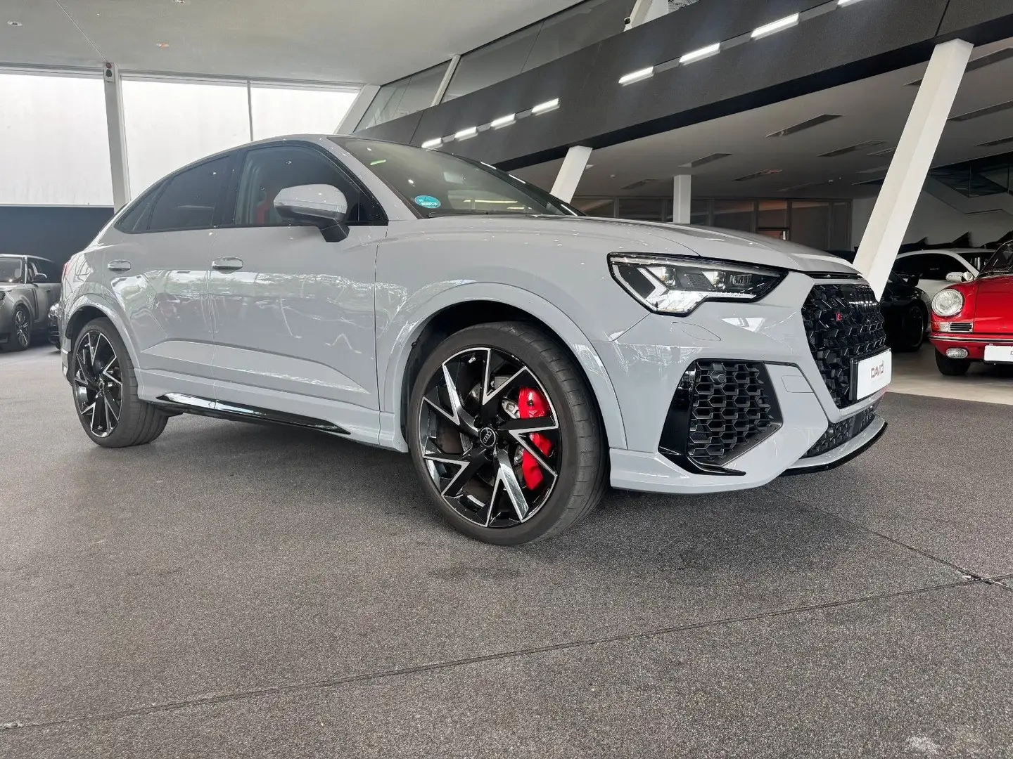 Audi RS Q3 RS Q3 Sportback 2.5 TFSI quattro Grau - 2