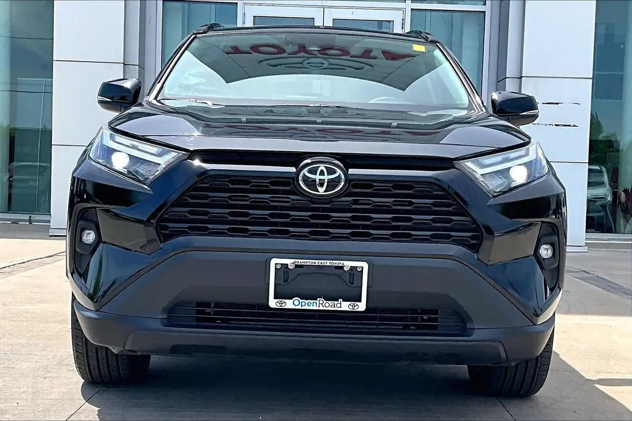 Toyota RAV 4 снимка Toyota RAV 4