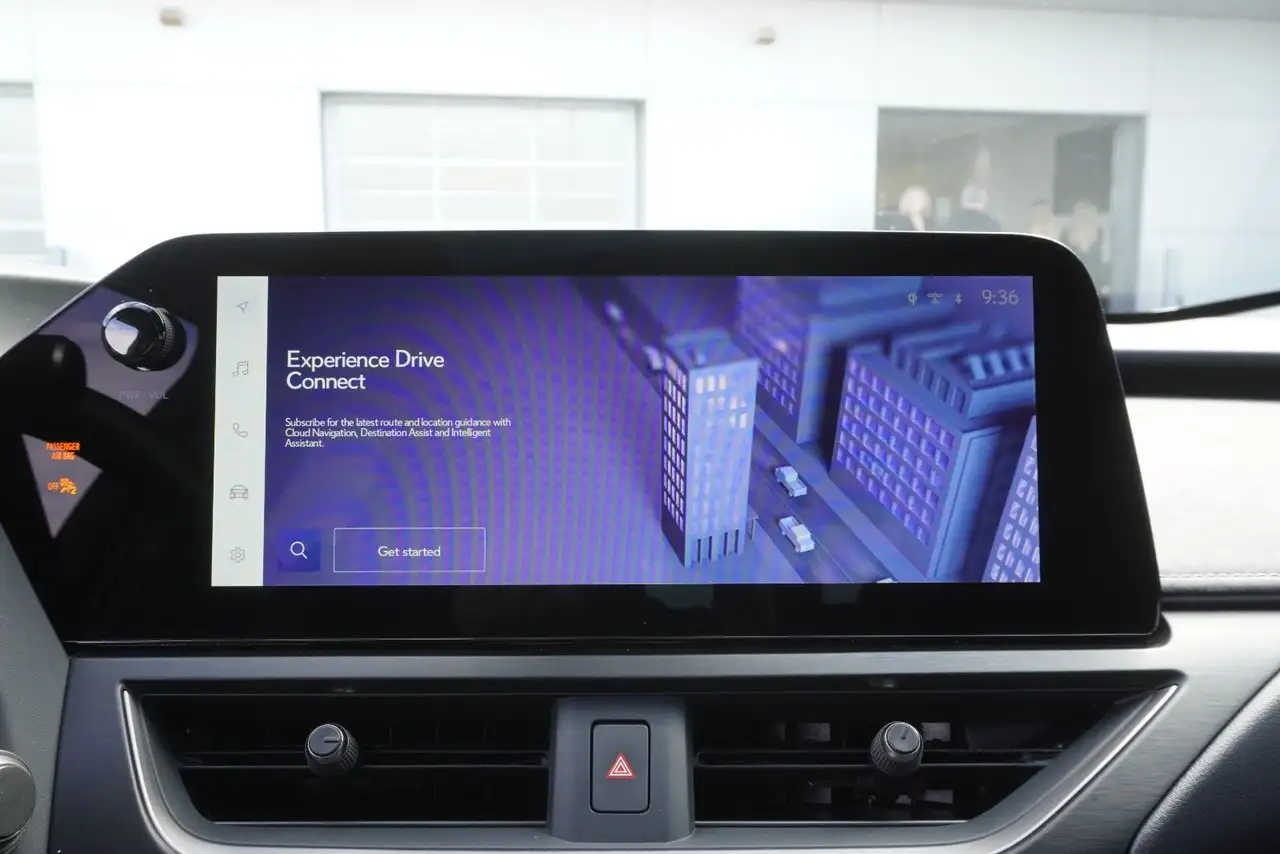 Lexus UX снимка Lexus UX
