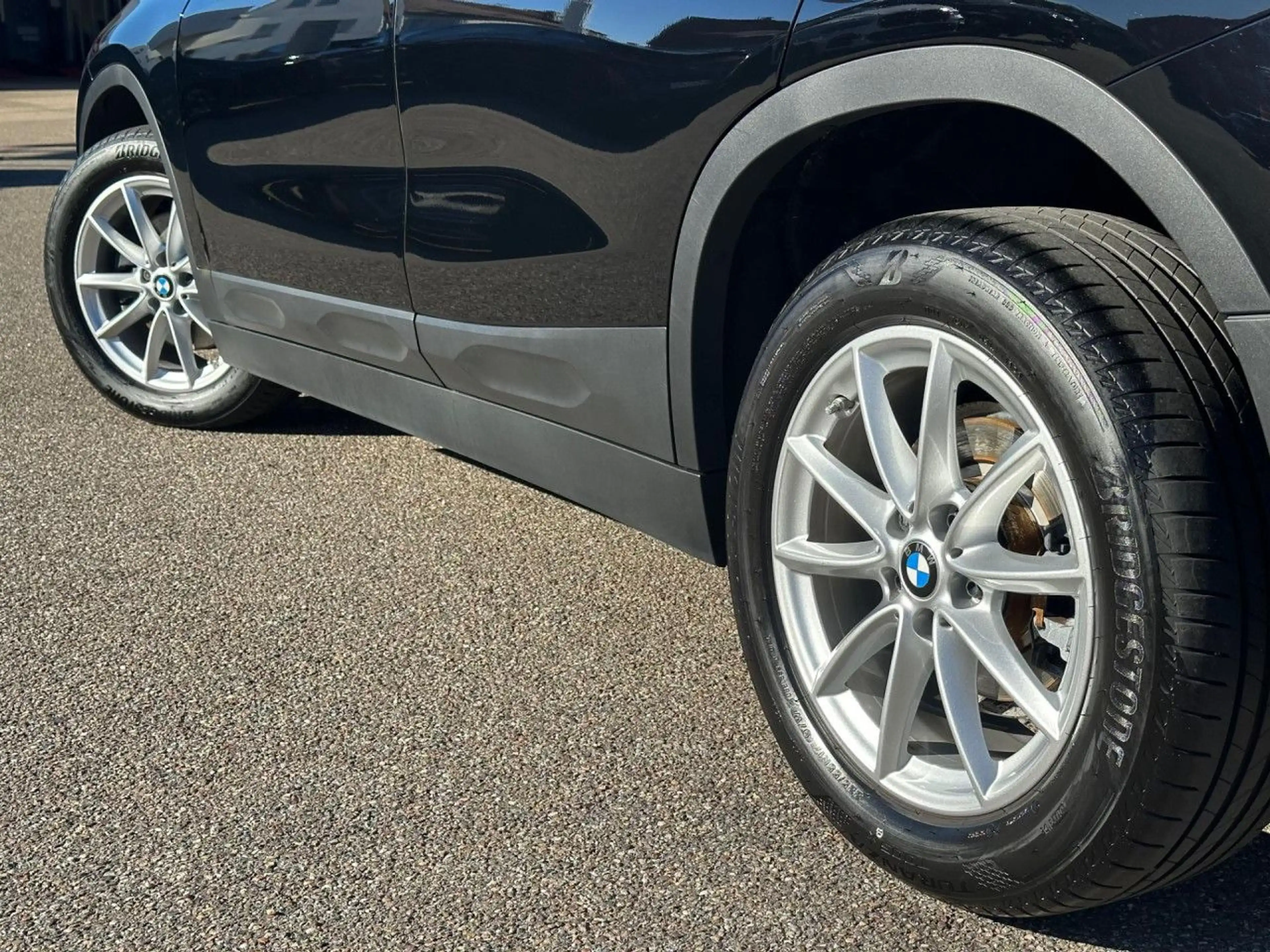 BMW X2 s18i Aut. HUD Kamera PanoD.Lordose HiFi Navi+ — photo 10