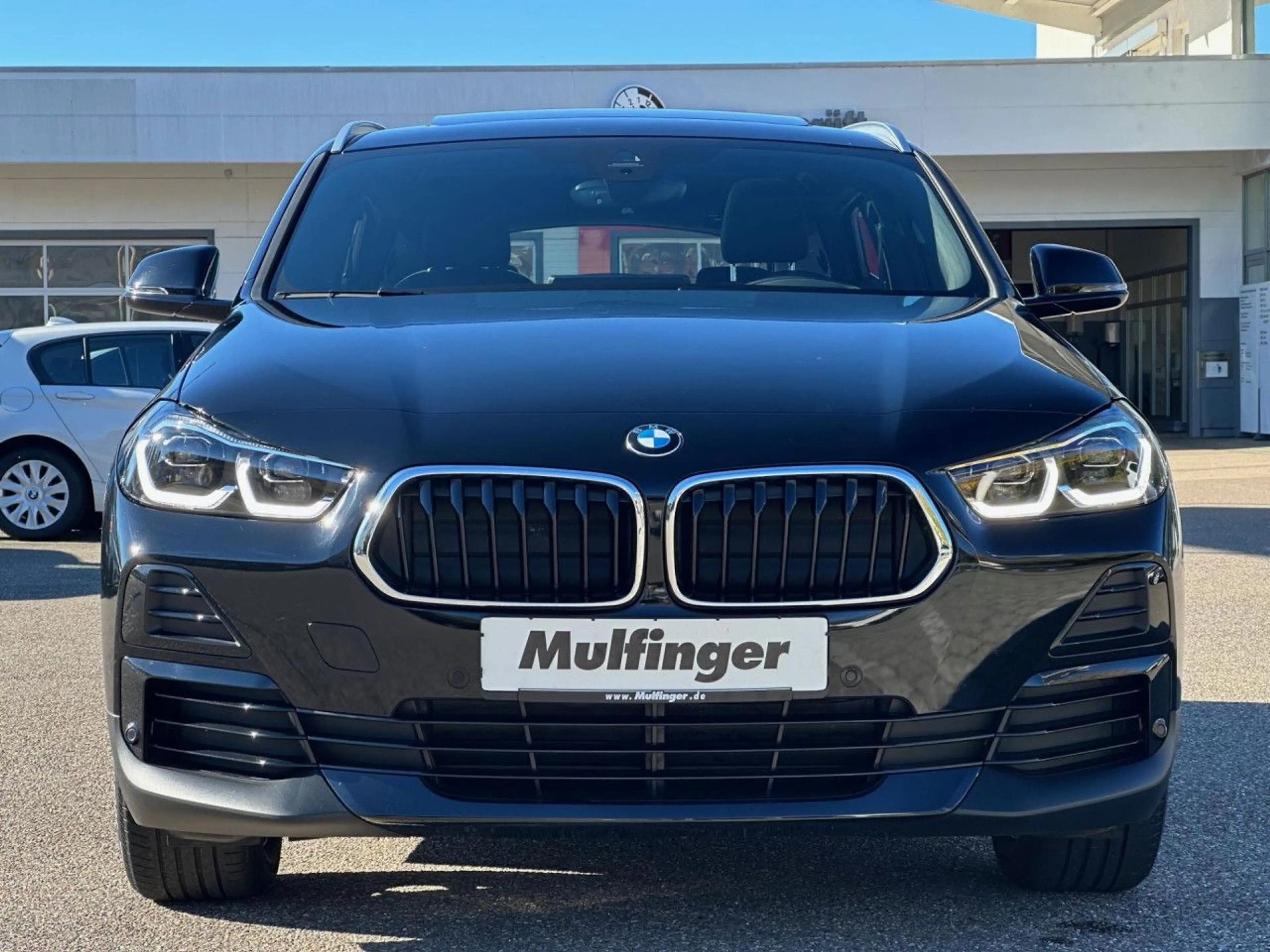 BMW X2 s18i Aut. HUD Kamera PanoD.Lordose HiFi Navi+ — photo 4