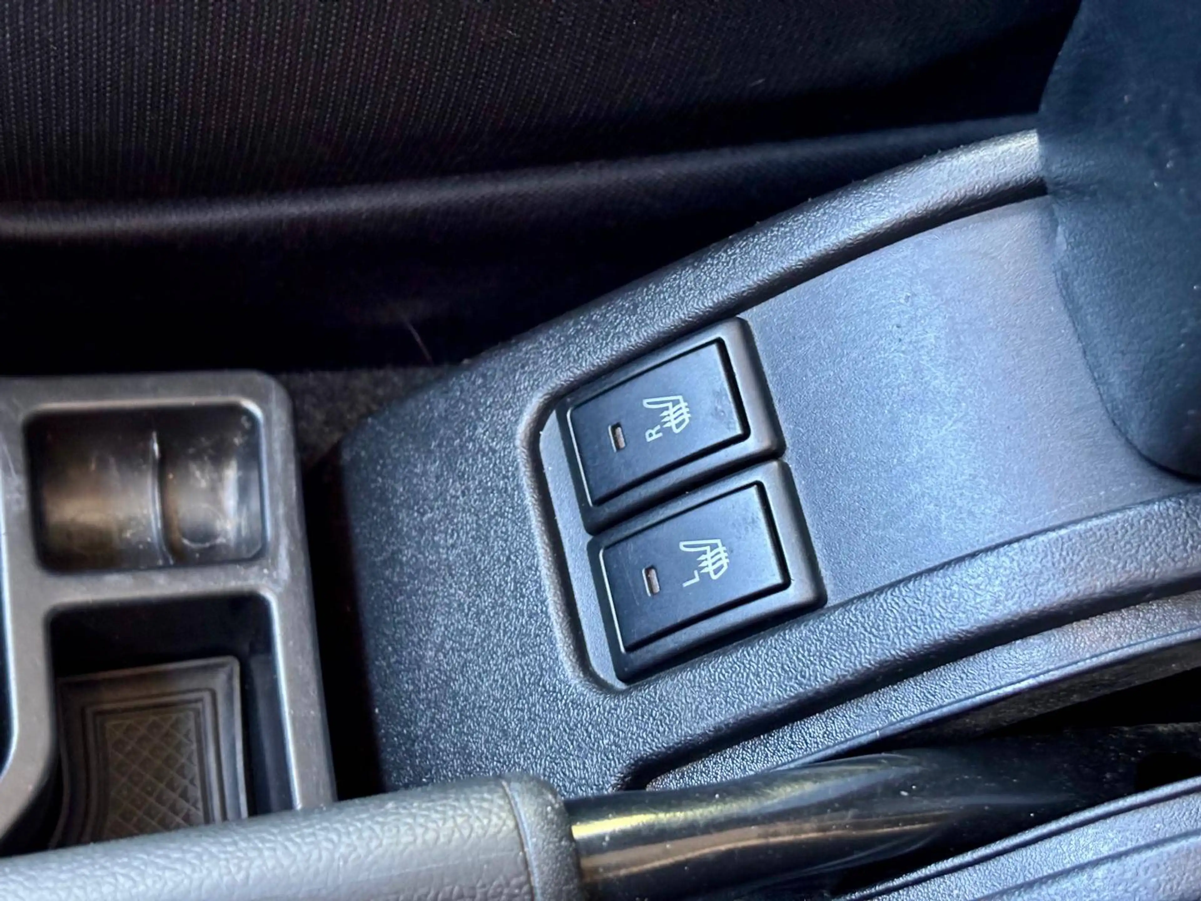 Suzuki Jimny 1.5i 4x4 102 CV | 4 PLACES | APPLE CARPLAY | 25.800 € TTC — photo 13