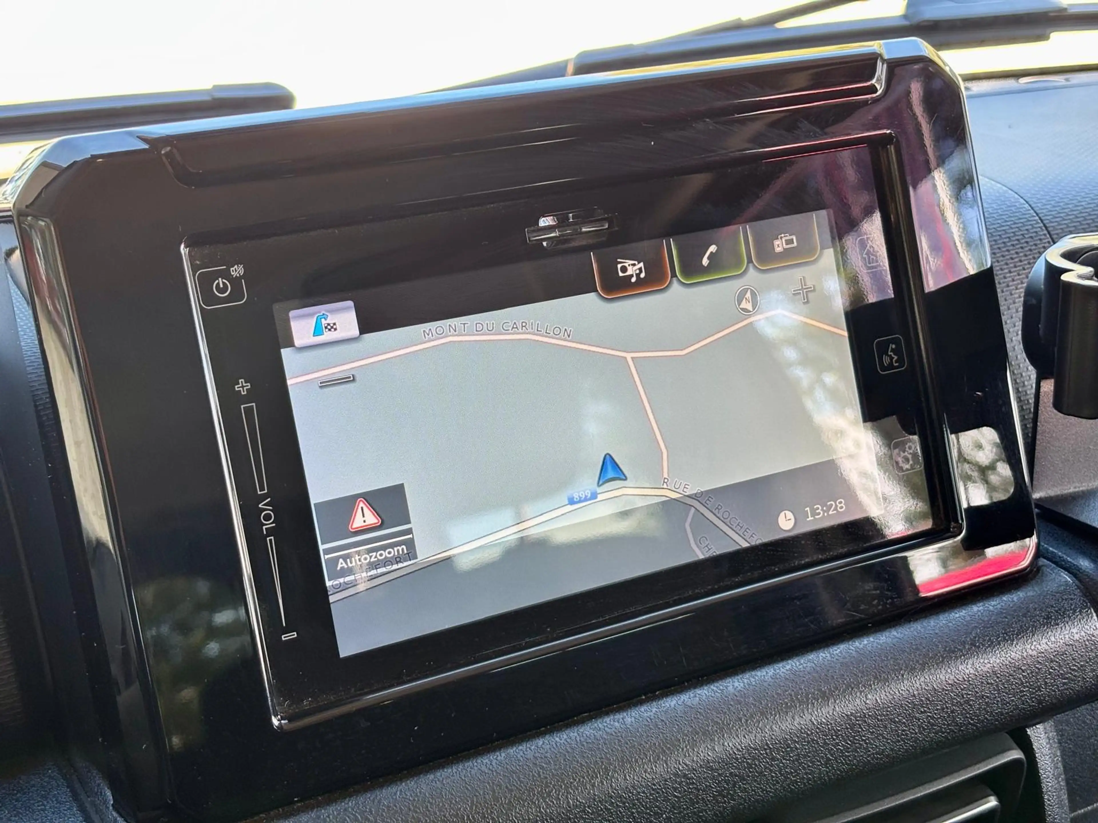 Suzuki Jimny 1.5i 4x4 102 CV | 4 PLACES | APPLE CARPLAY | 25.800 € TTC — photo 12