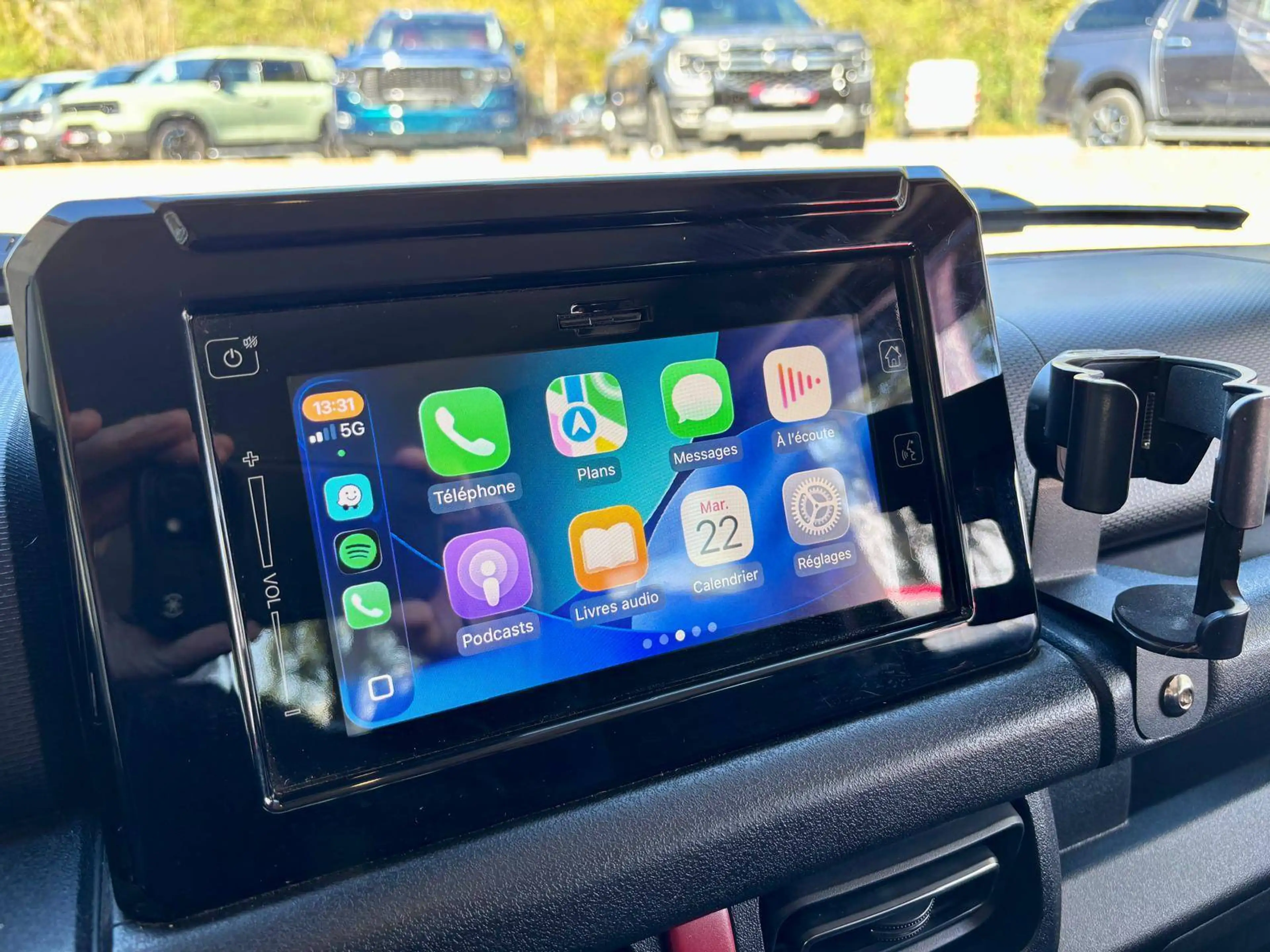 Suzuki Jimny 1.5i 4x4 102 CV | 4 PLACES | APPLE CARPLAY | 25.800 € TTC — photo 9