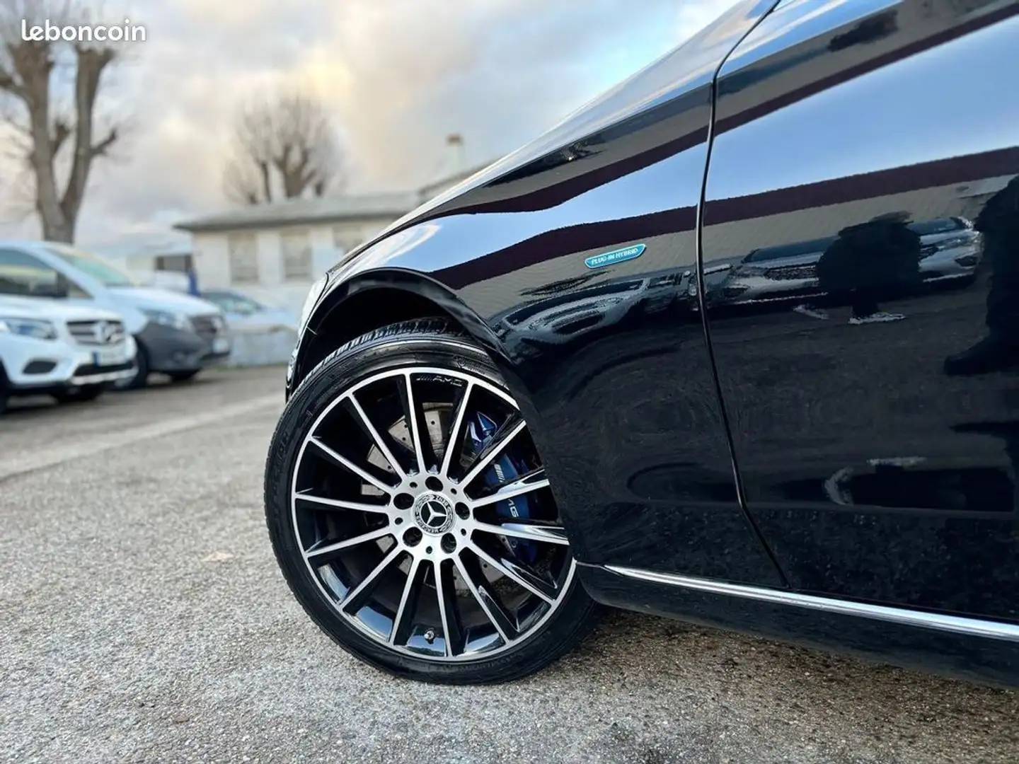 Mercedes-Benz Mercedes Noir - 2