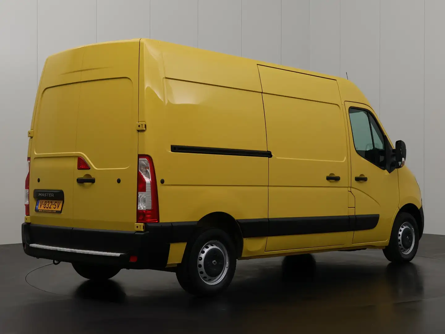 Renault Master 2.3DCi 170PK L2H2 | 2xSchuifdeur | Airco | Cruise Jaune - 2