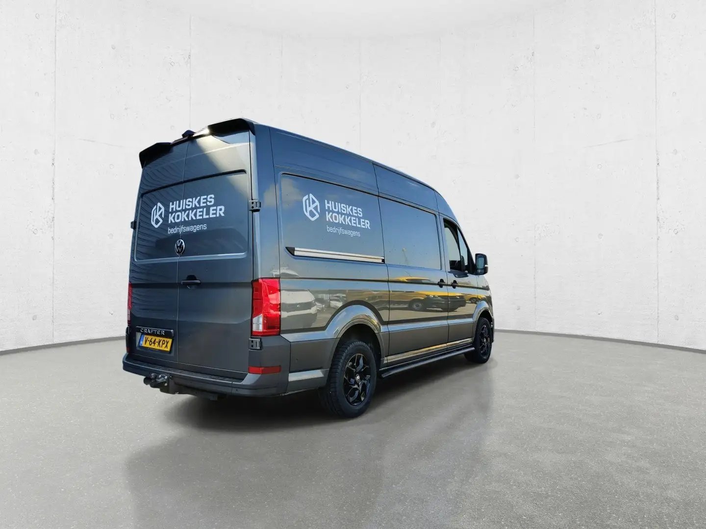 Volkswagen Crafter 35 2.0 TDI 177pk Automaat L3H3 Exclusive | BPM-vri Grijs - 2