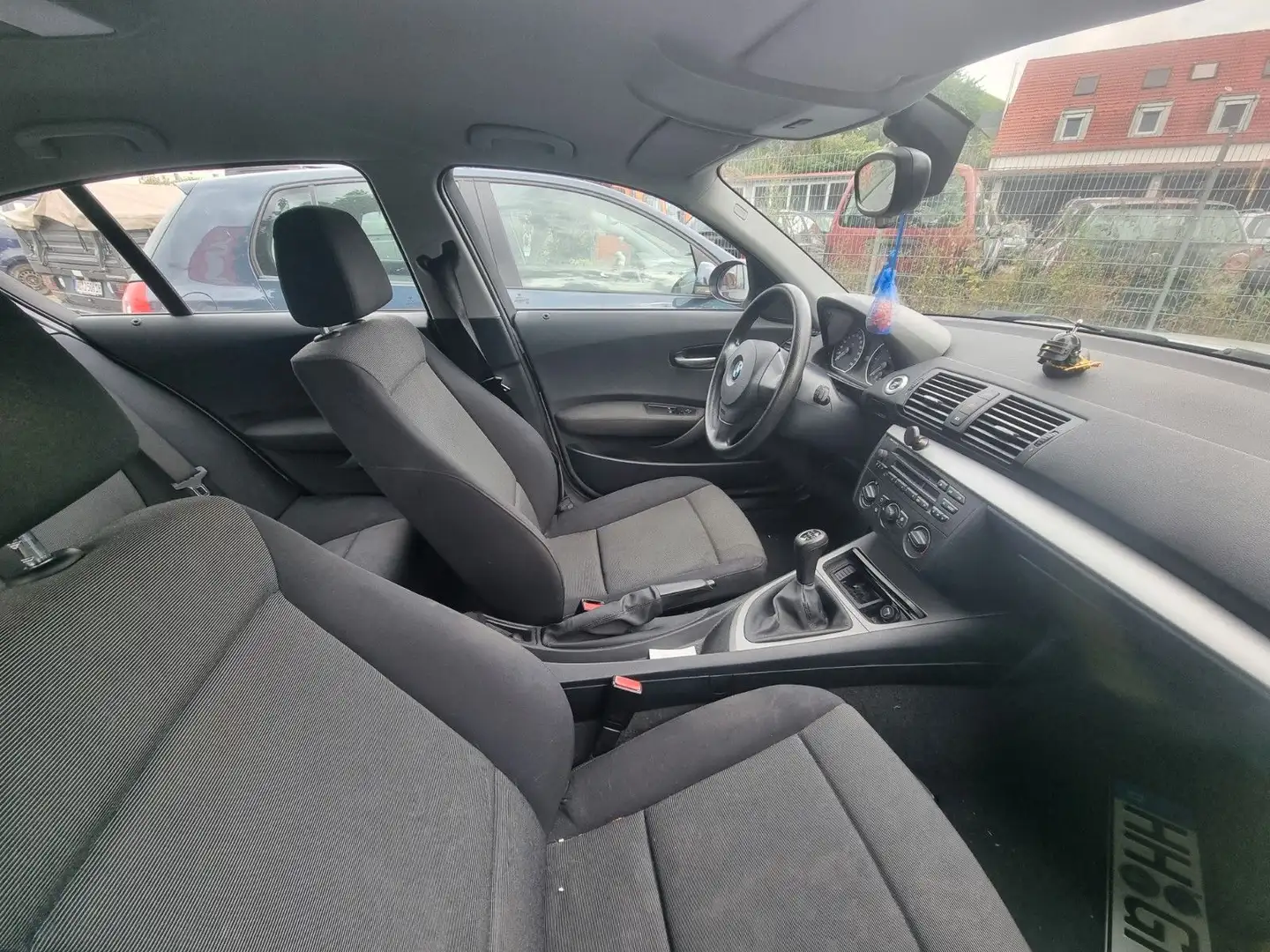BMW 118 d Klima Tüv11/2025 2xFuZv Alu Scheckheft Silber - 2