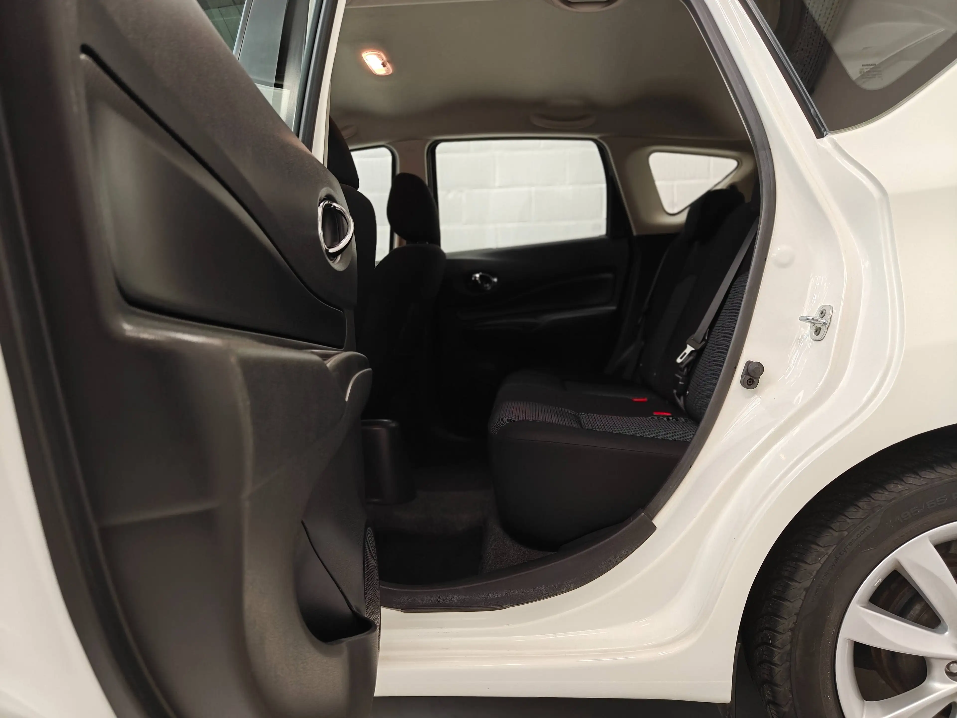 Nissan Note 1.2 DIG-S Acenta - 98 pk - Cruise control - Airco — photo 14
