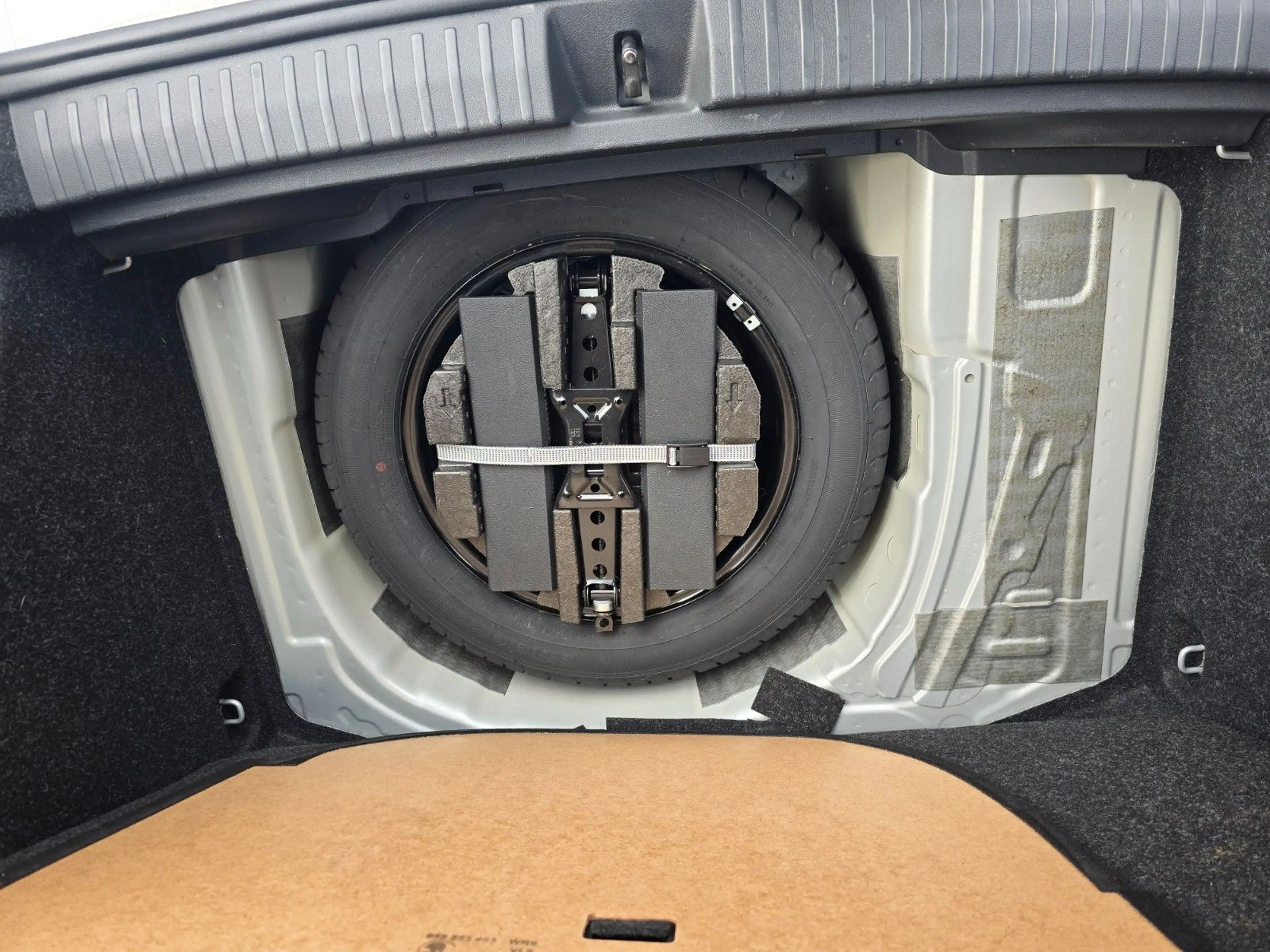 Skoda Kamiq Ambition, DSG, LED, 5J. Garantie — photo 9