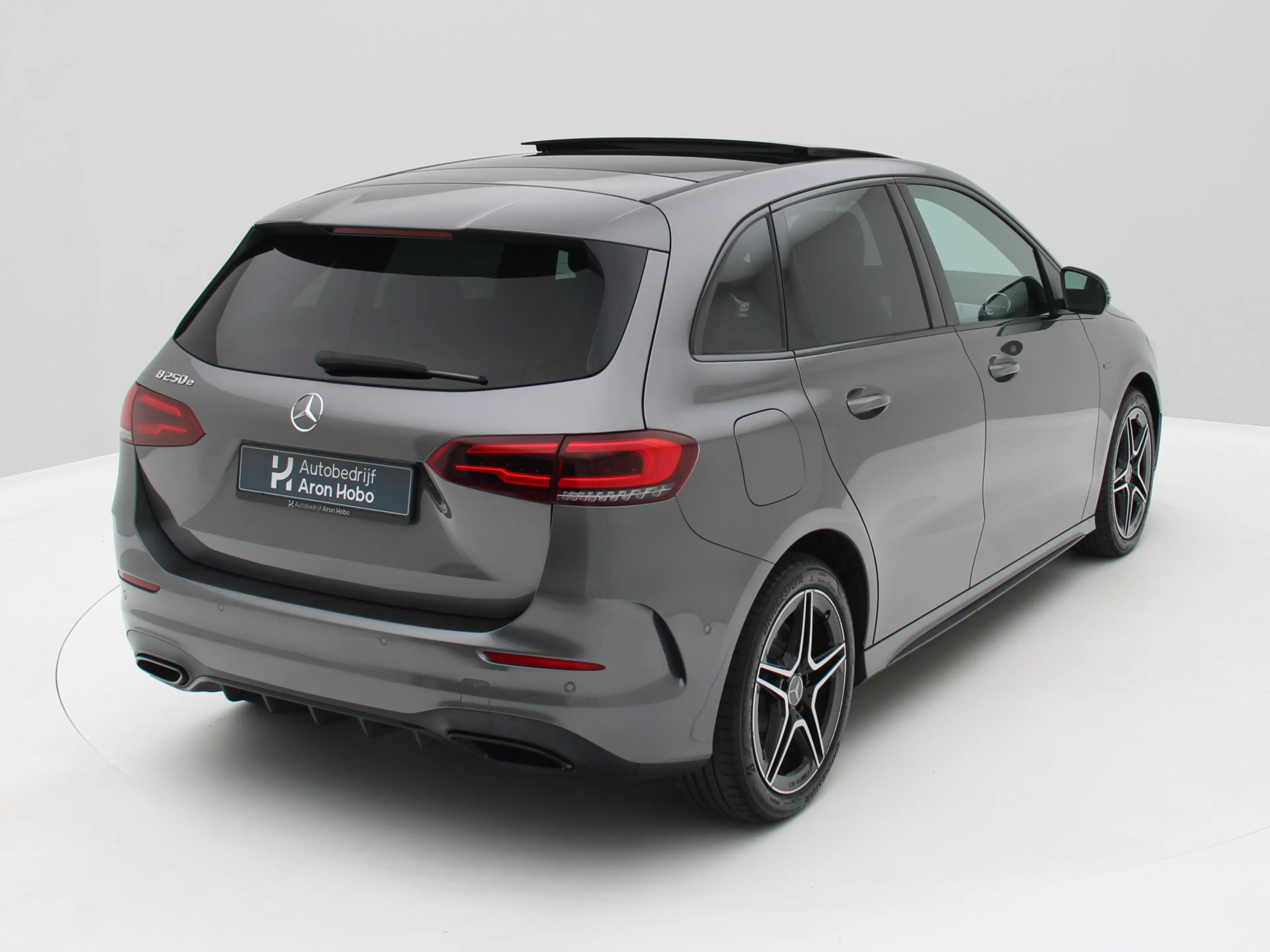 Mercedes-Benz B 250 e AMG Pano, Sfeer, Camera, Carplay — photo 5
