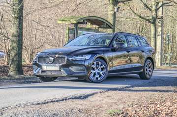 V60 B4 D *Apple Carplay *Android Auto *Camera