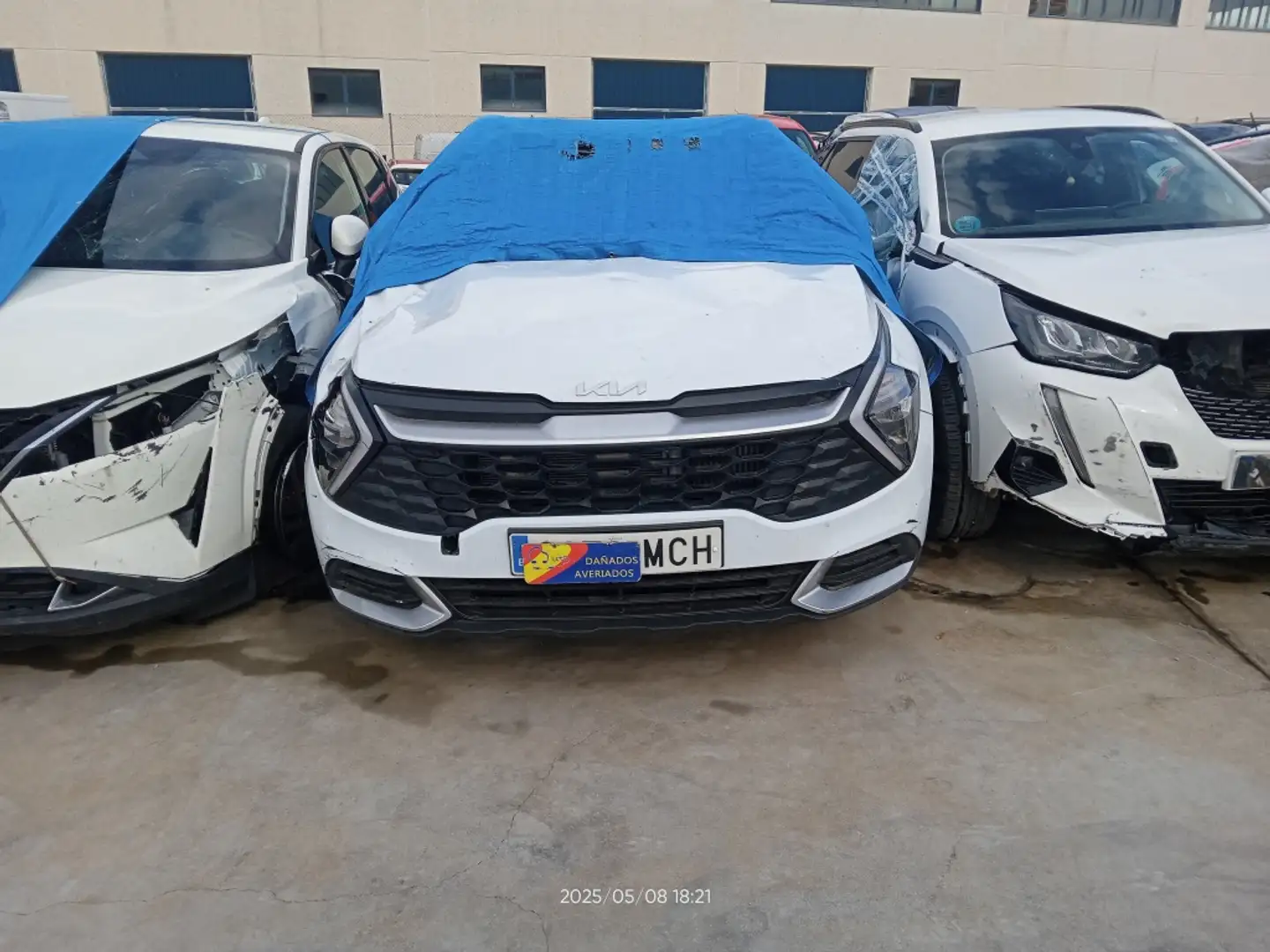 Kia Sportage 1.6 MHEV Black Edition 4x2 136 Blanc - 1