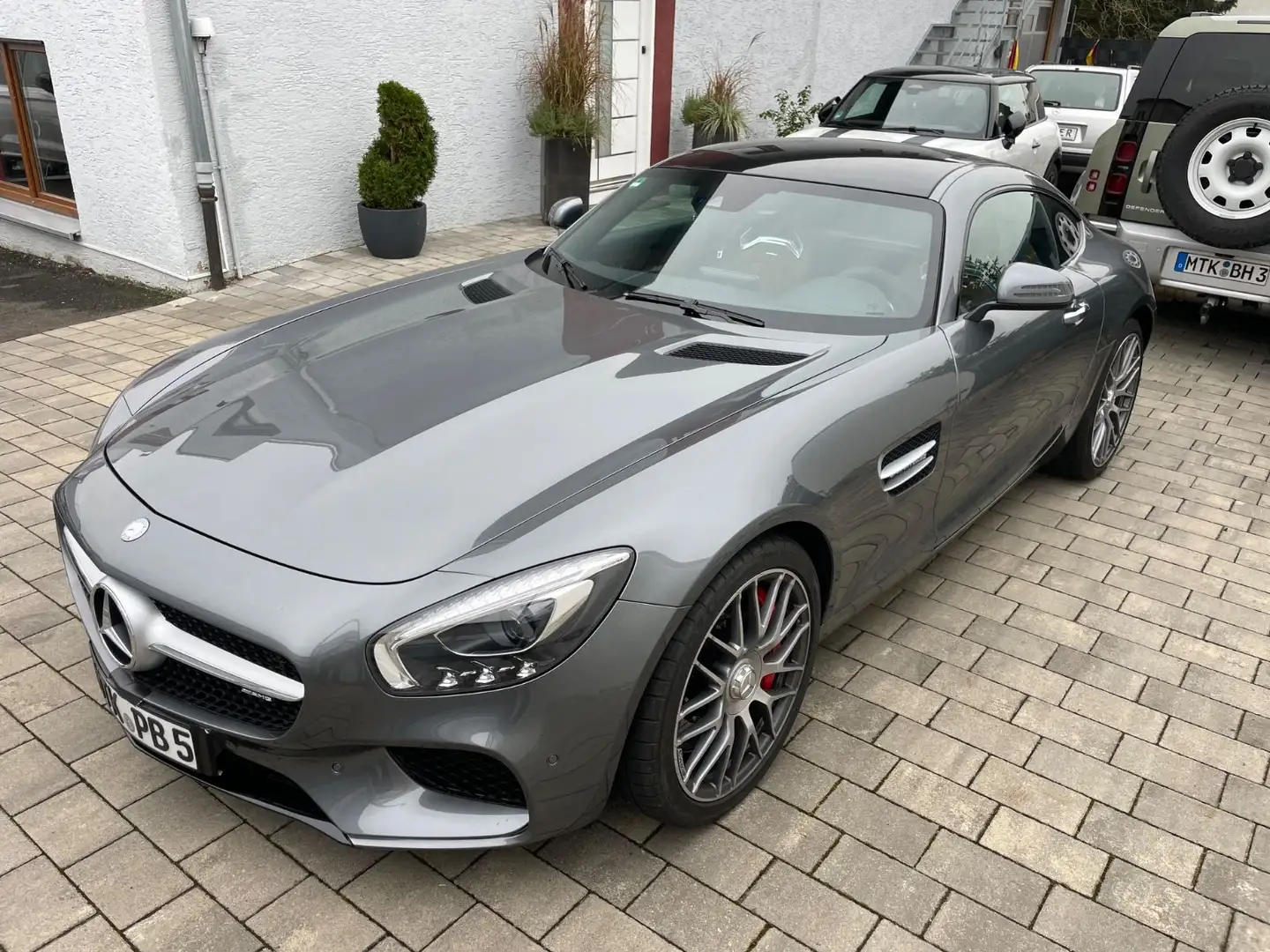 Mercedes-Benz AMG GT 4.0 V8MB Scheckheft Junge Sterne 08.26 Grau - 1