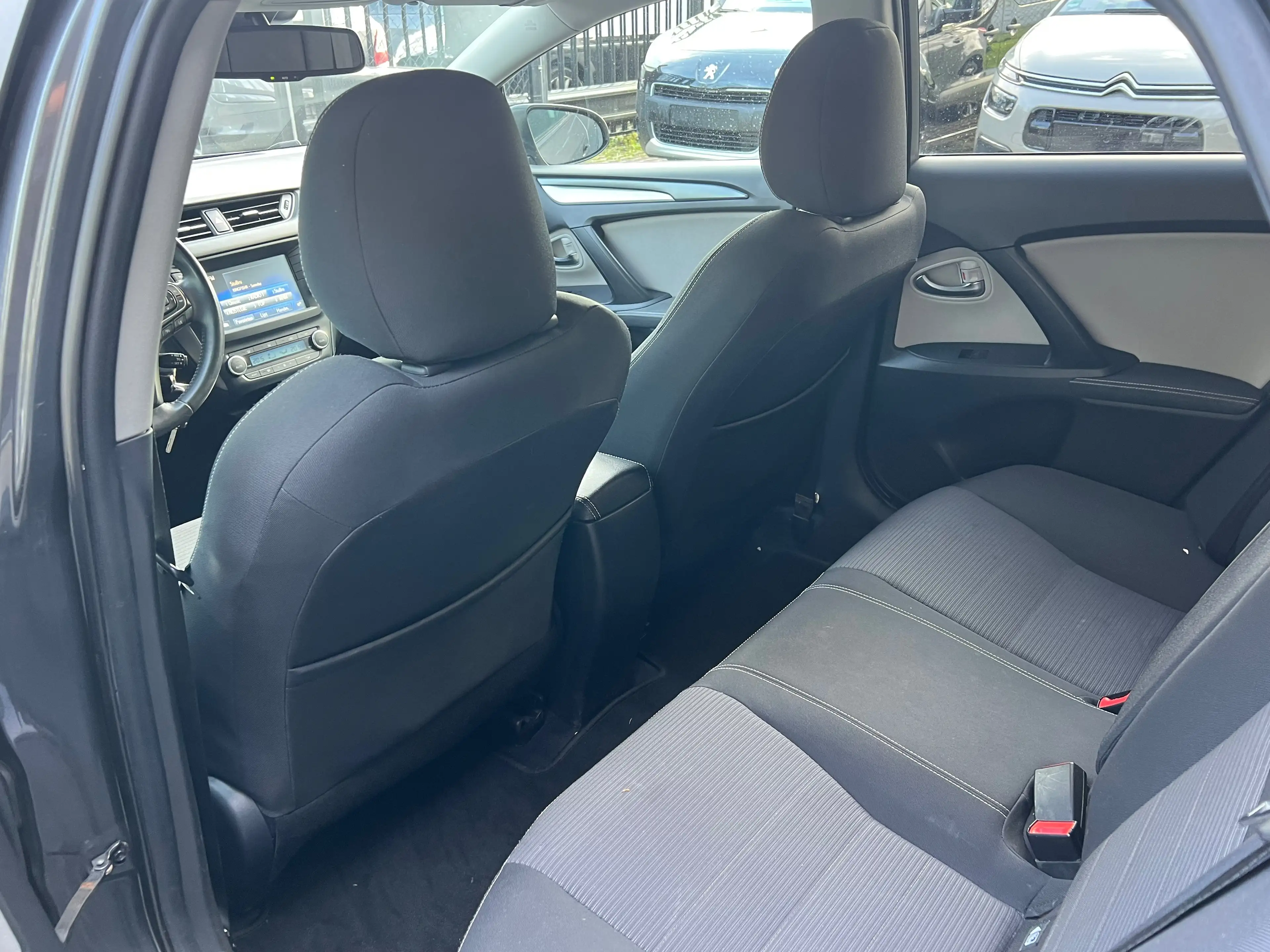 Toyota Avensis SW 1.8i Premium Navi Camera Trekhaak — photo 10