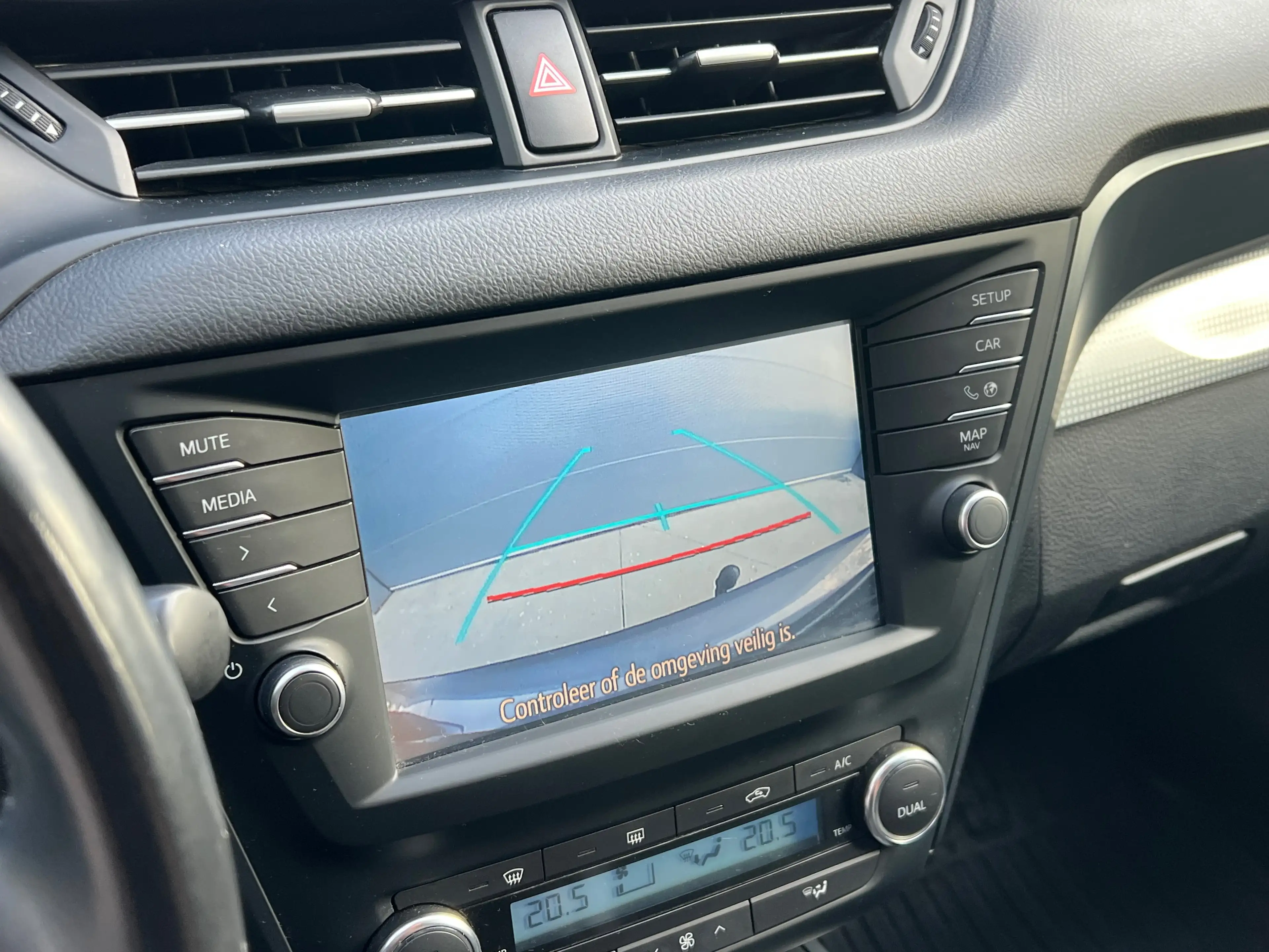 Toyota Avensis SW 1.8i Premium Navi Camera Trekhaak — photo 15