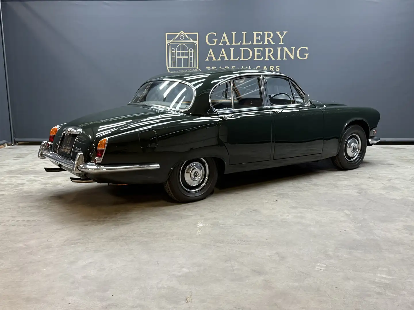 Jaguar Daimler Sovereign 420 Saloon Trade-in car More than 20 yea Groen - 2