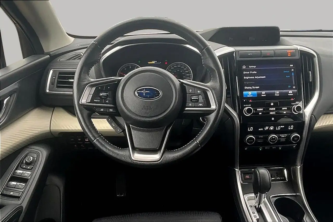Subaru Ascent снимка Subaru Ascent