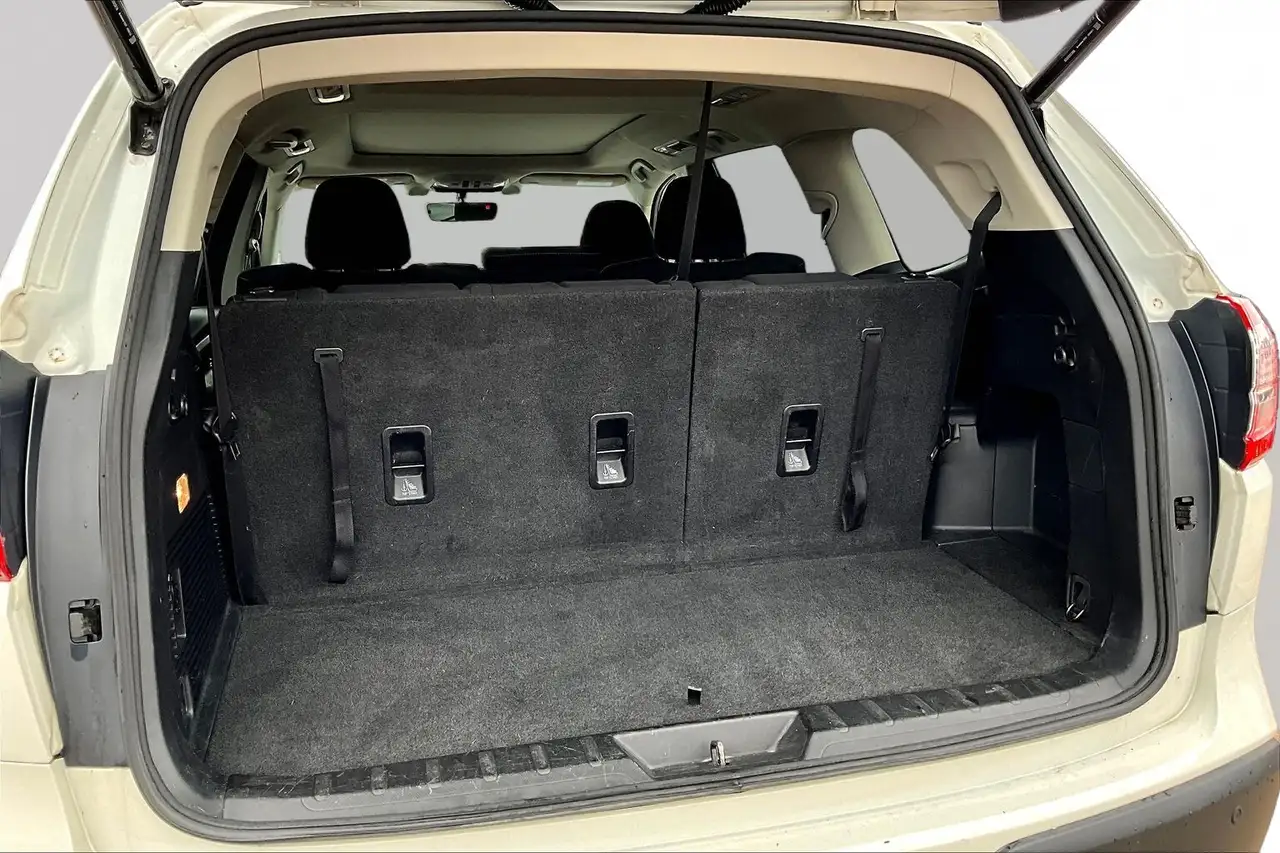 Subaru Ascent снимка Subaru Ascent