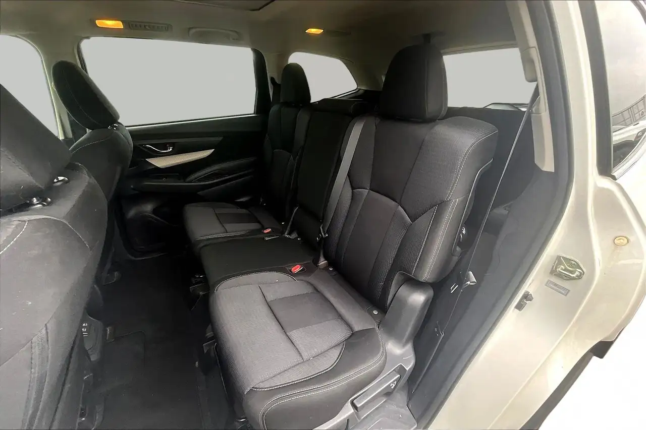 Subaru Ascent снимка Subaru Ascent