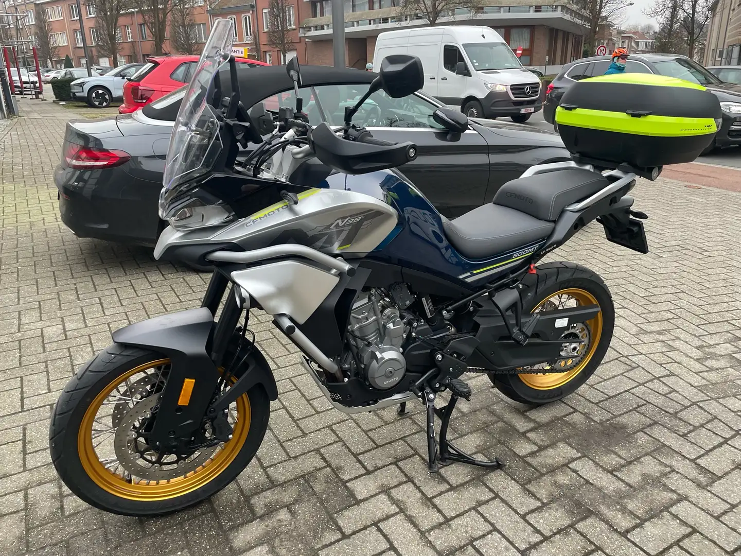 CFMOTO 800 MT CF MOTO,3600 KM,1ER PROP,FULL OPTION,TOP CASE,ETC. Albastru - 1