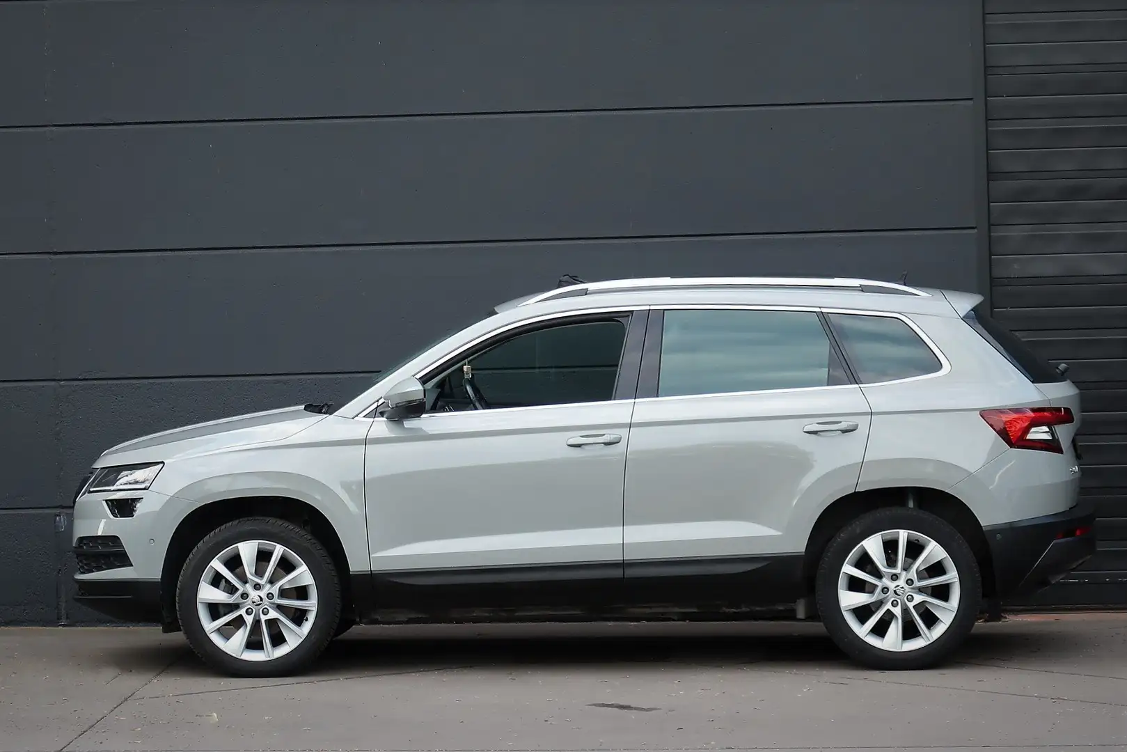 Skoda Karoq 1.5 TSI ACT Style DSG Grey - 1