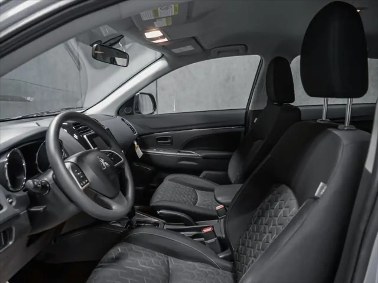 Mitsubishi RVR снимка Mitsubishi RVR