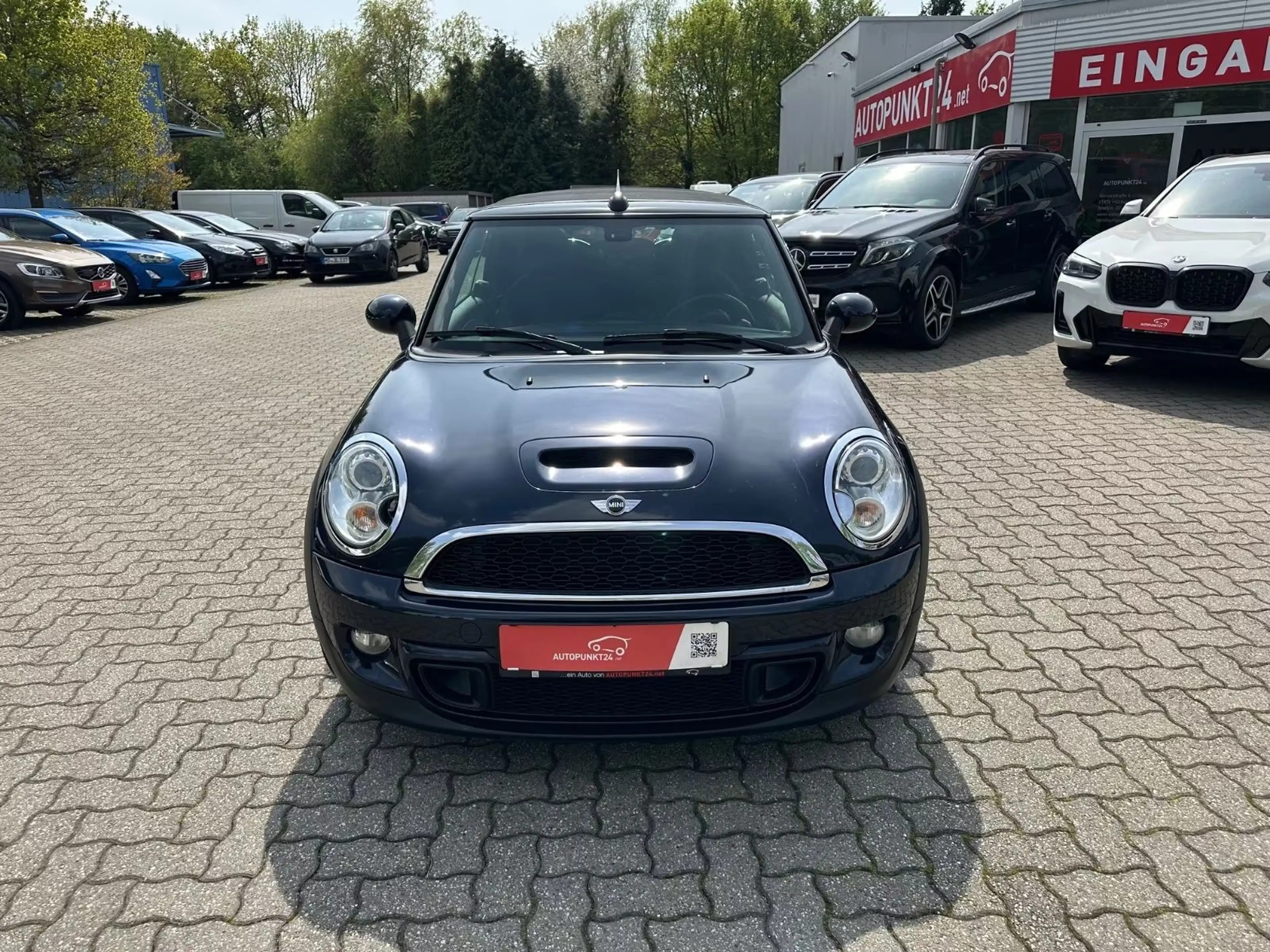 MINI Cooper SD Cabrio Cooper SD 2.HD Bi-Xenon NAV Bluetooth SHZ — photo 31