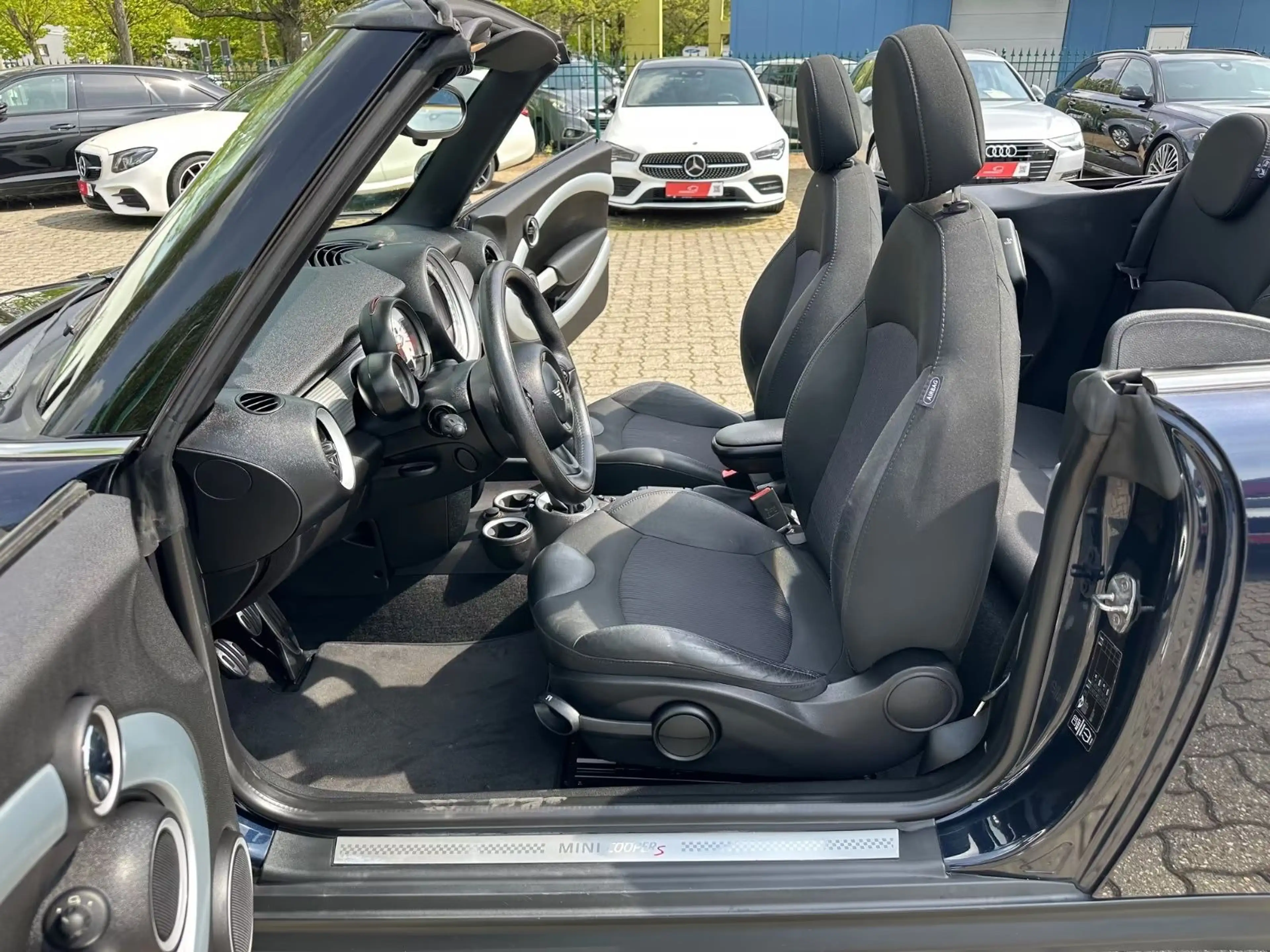 MINI Cooper SD Cabrio Cooper SD 2.HD Bi-Xenon NAV Bluetooth SHZ — photo 13