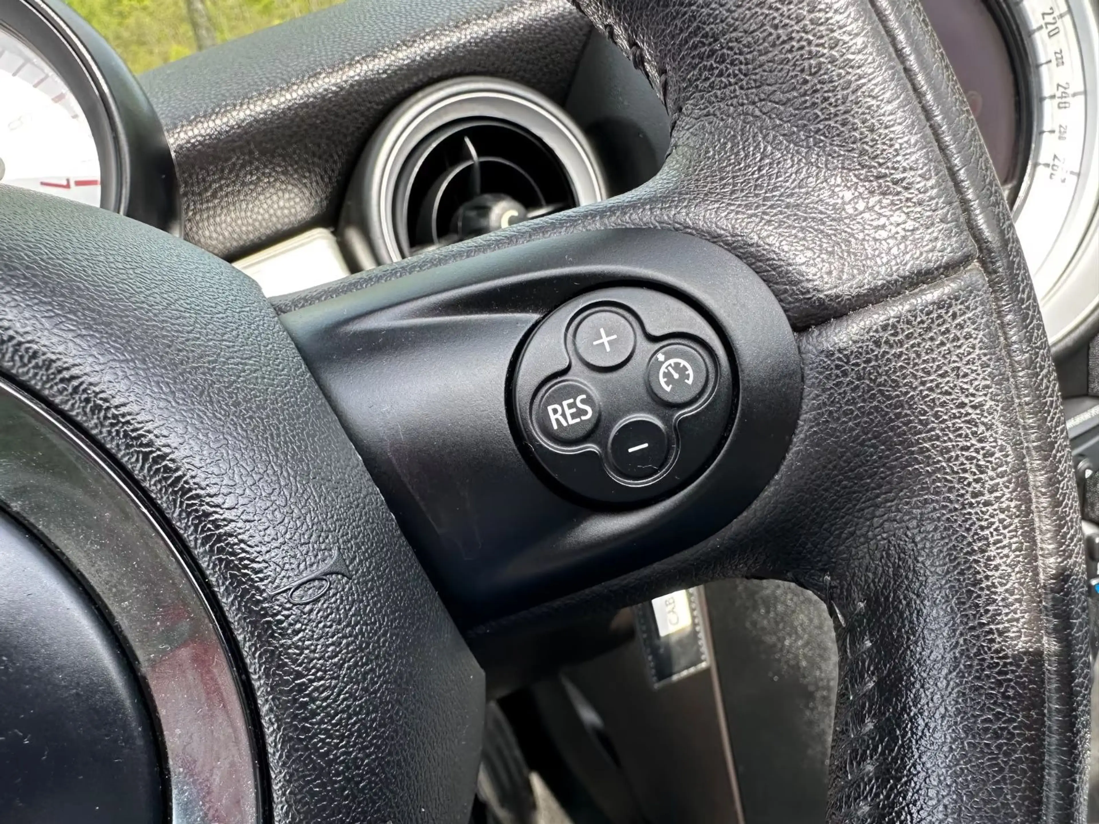 MINI Cooper SD Cabrio Cooper SD 2.HD Bi-Xenon NAV Bluetooth SHZ — photo 24