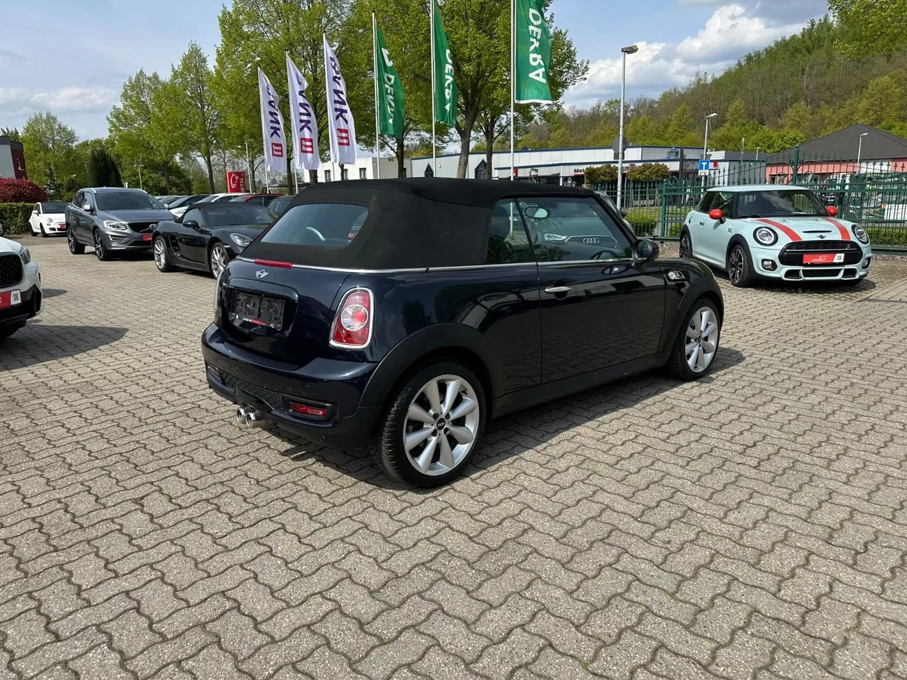MINI Cooper SD Cabrio Cooper SD 2.HD Bi-Xenon NAV Bluetooth SHZ — photo 27