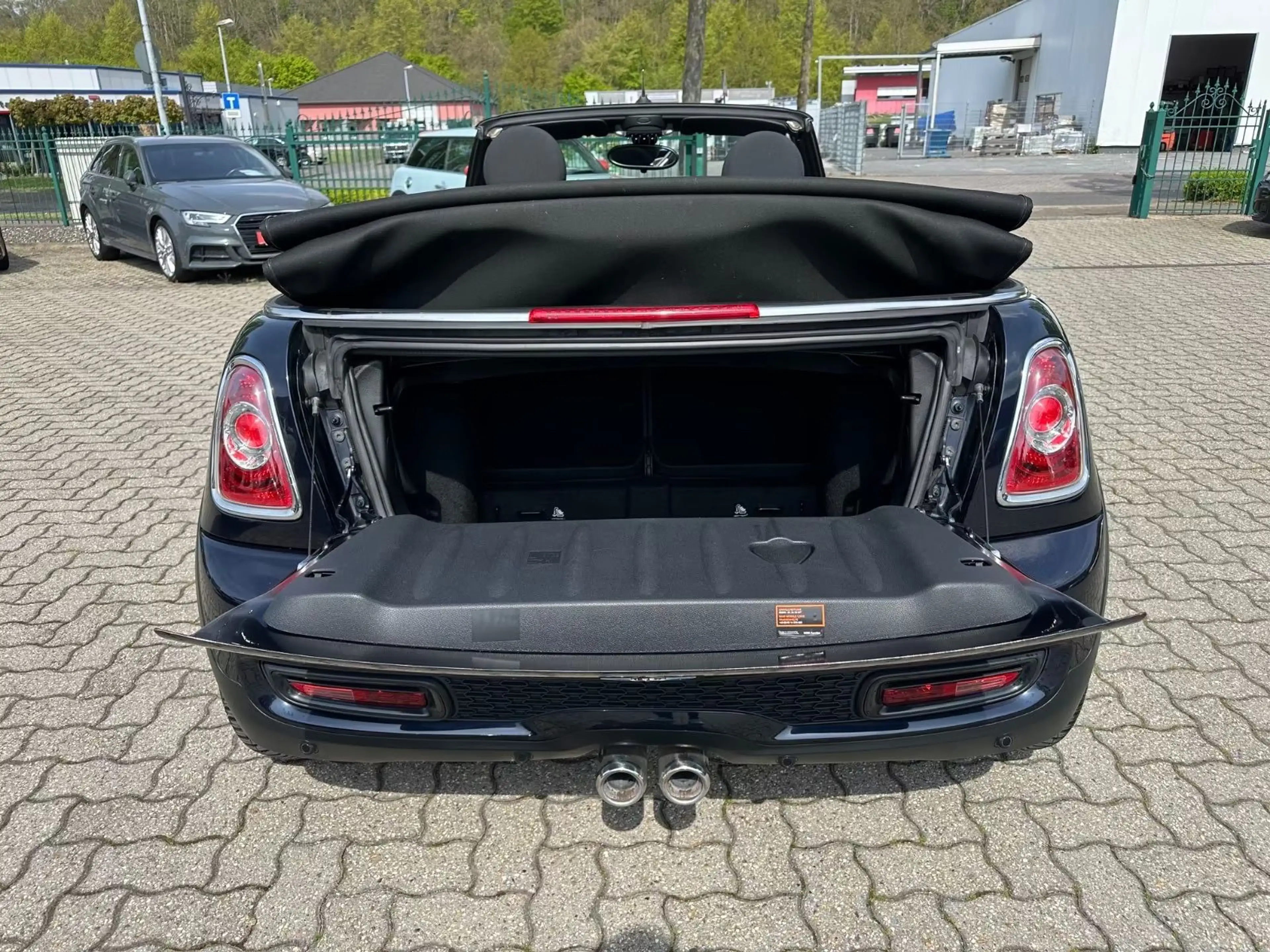 MINI Cooper SD Cabrio Cooper SD 2.HD Bi-Xenon NAV Bluetooth SHZ — photo 8