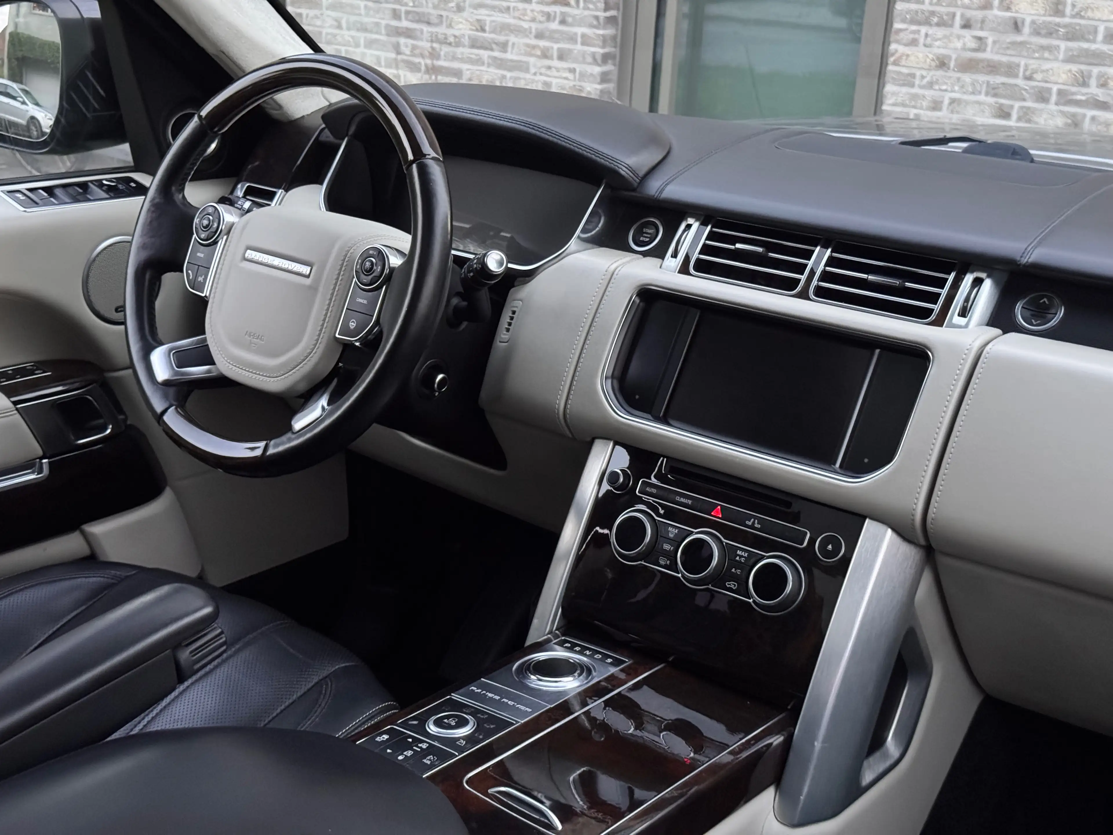 Land Rover Range Rover 4.4 SDV8 Autobiography | Lichte vracht — photo 6