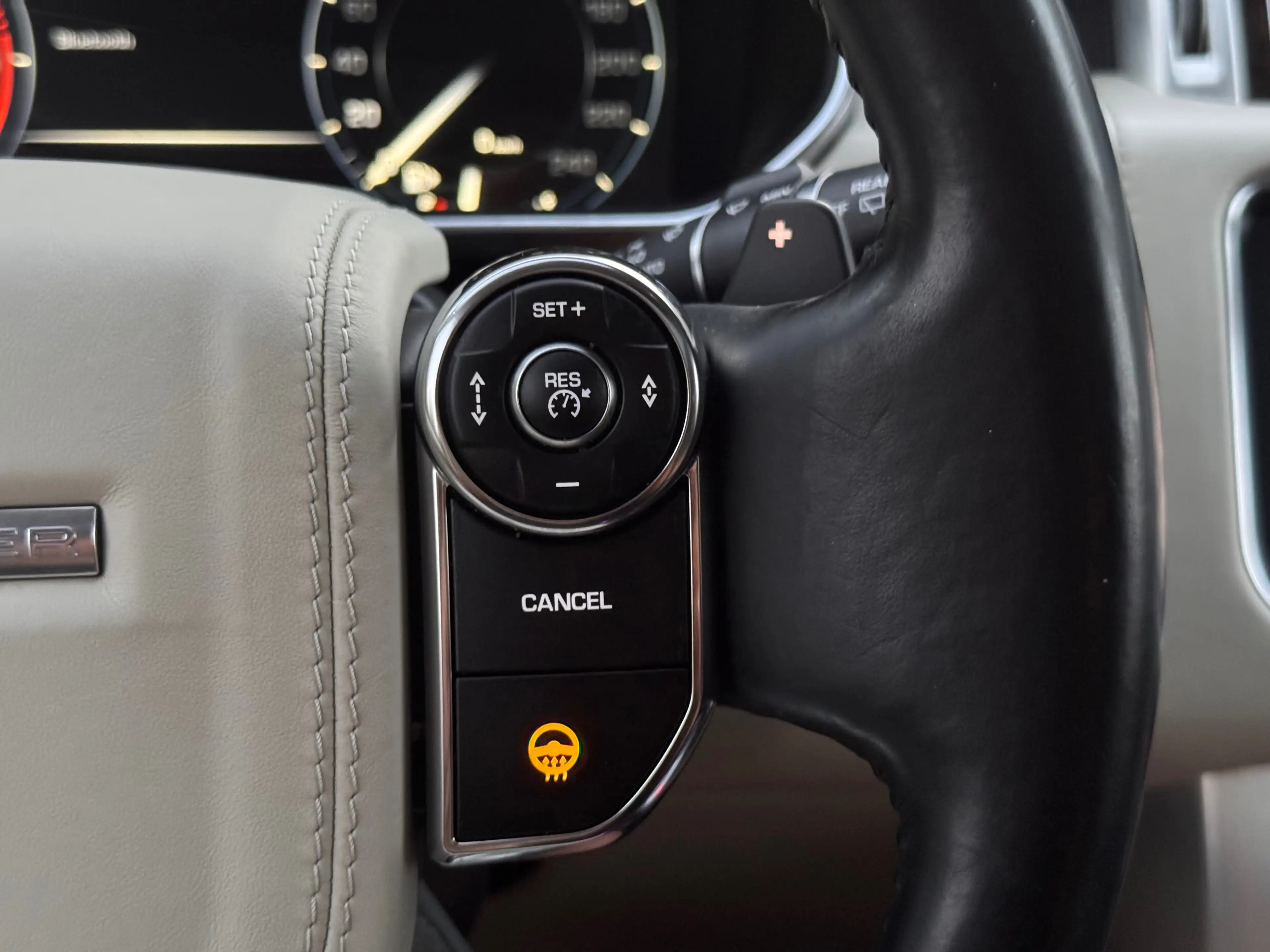 Land Rover Range Rover 4.4 SDV8 Autobiography | Lichte vracht — photo 15