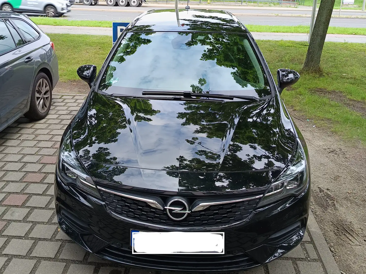 Opel Astra Astra 1.4 Turbo Start/Stop Sports Tourer St. Aut. Schwarz - 1