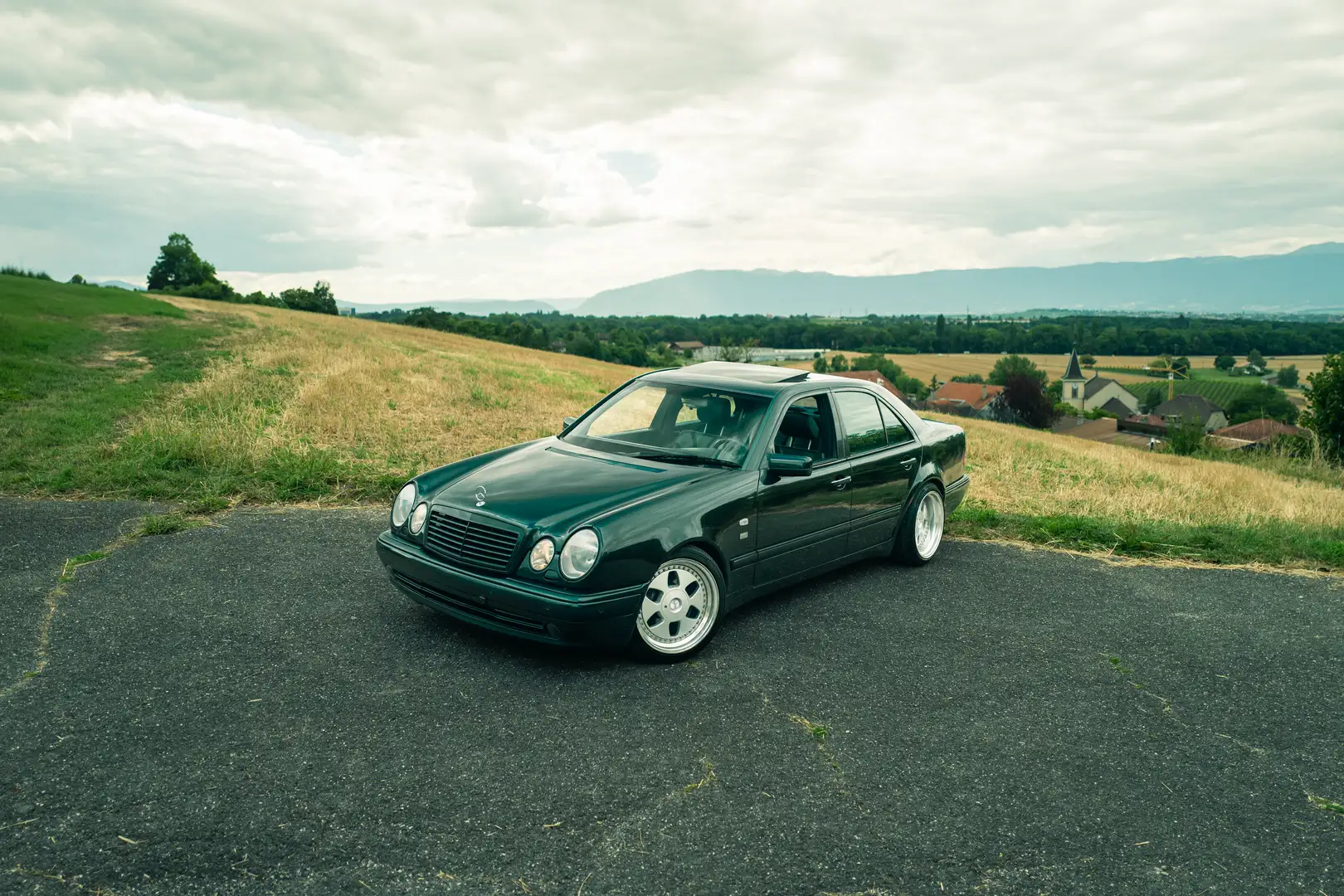 Mercedes-Benz E 50 AMG MAE one of one Zelená - 1