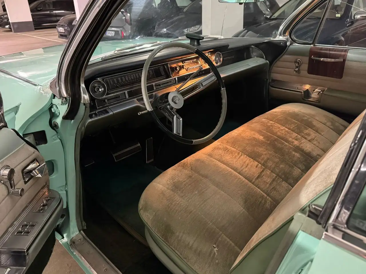 Cadillac Deville De Ville (6-Window) Oldtimer, foto 8