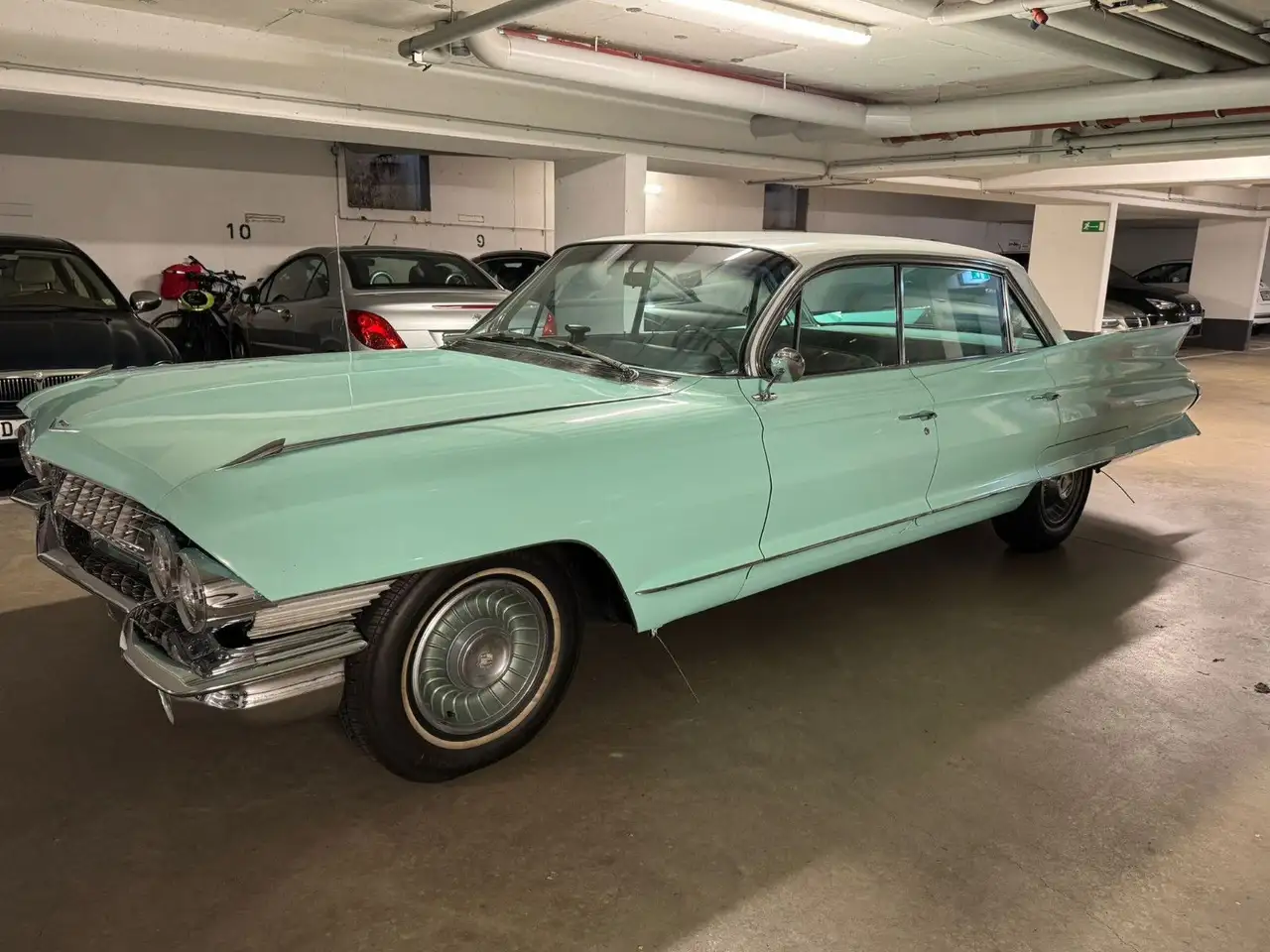 Cadillac Deville De Ville (6-Window) Oldtimer, foto 2