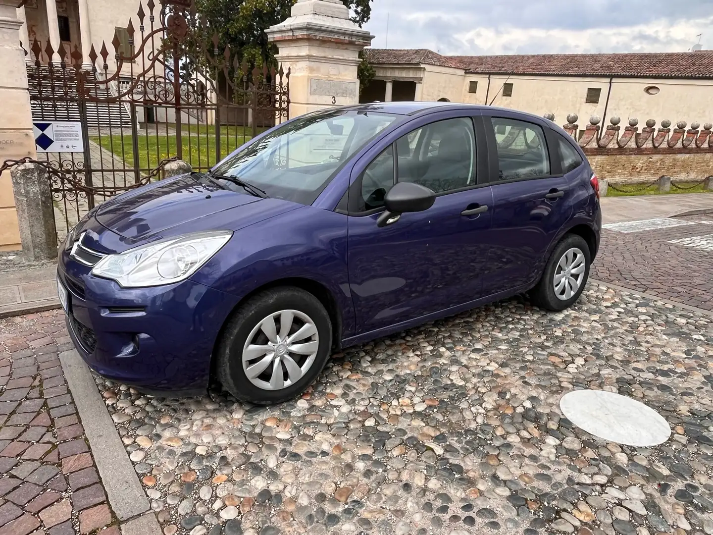 Citroen C3 C3 1.0 puretech Attraction 68cv E6 Bleu - 1