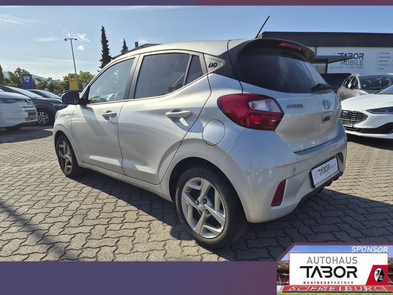 Hyundai i10 1.0 67 Connect & Go Nav Klima Kam LM15Z — photo 3