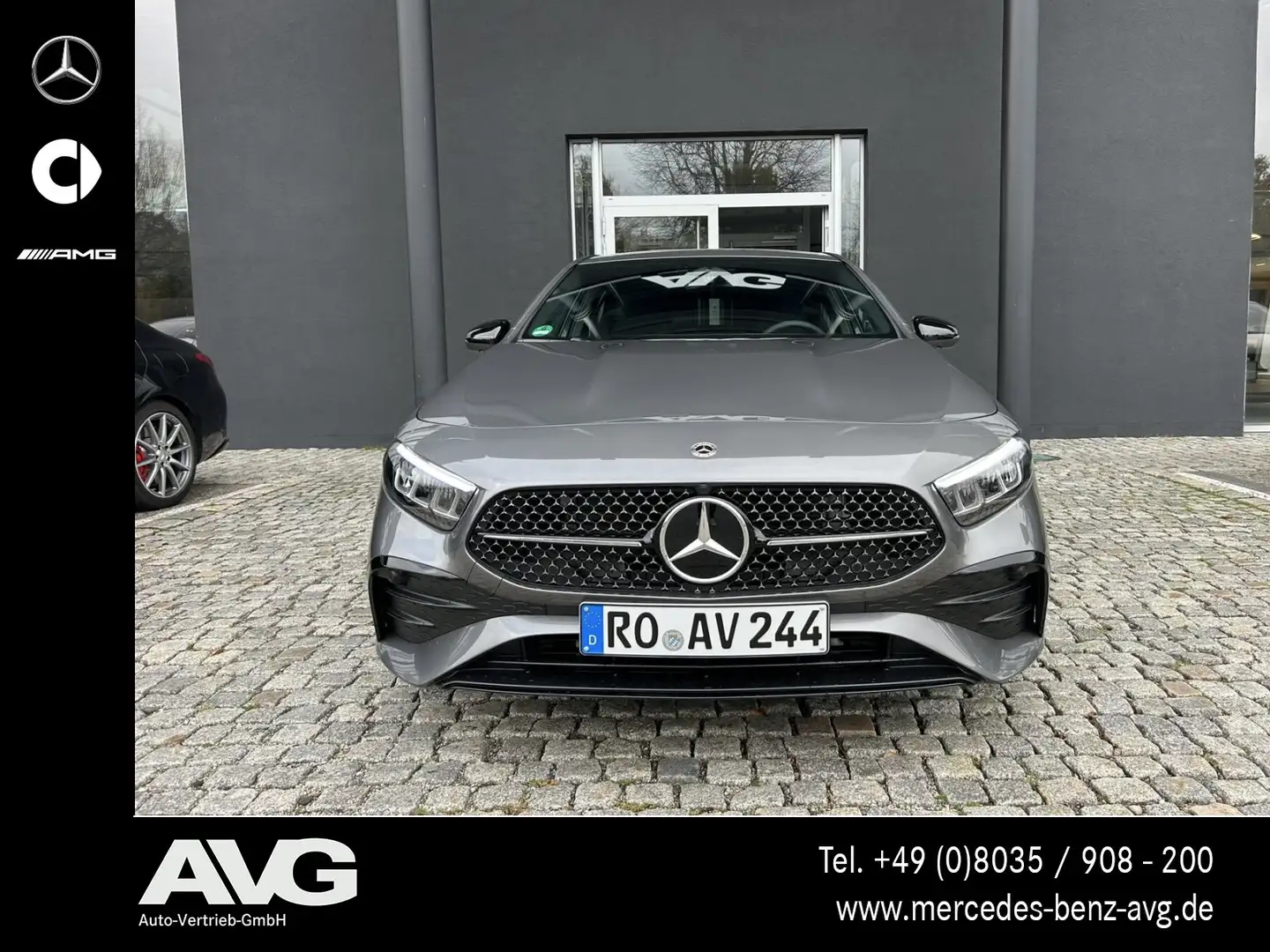 Mercedes-Benz A 180 A 180 Special Edition AHK LED Distr Night RF-Kam Grau - 2