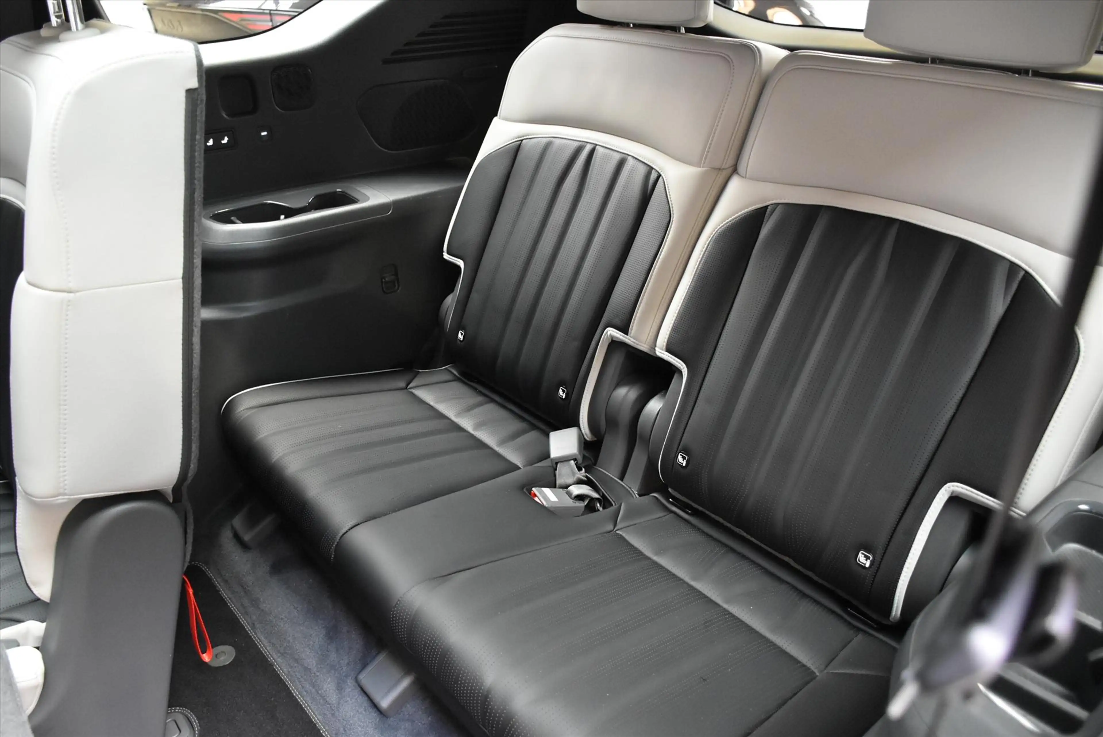 Kia EV9 99,8kWh 384pk AWD Dual Motor GT-Line — photo 15